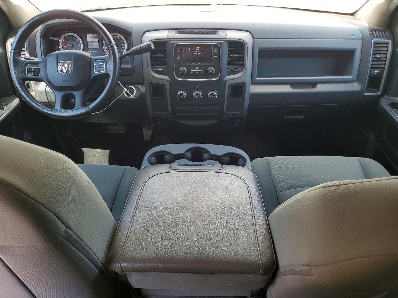 2014 Ram 1500 St Белый vin: 1C6RR6KT1ES446085