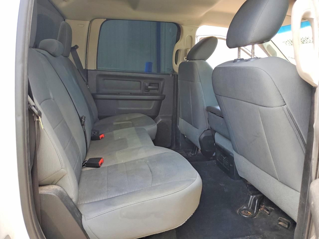 2014 Ram 1500 St Белый vin: 1C6RR6KT1ES446085