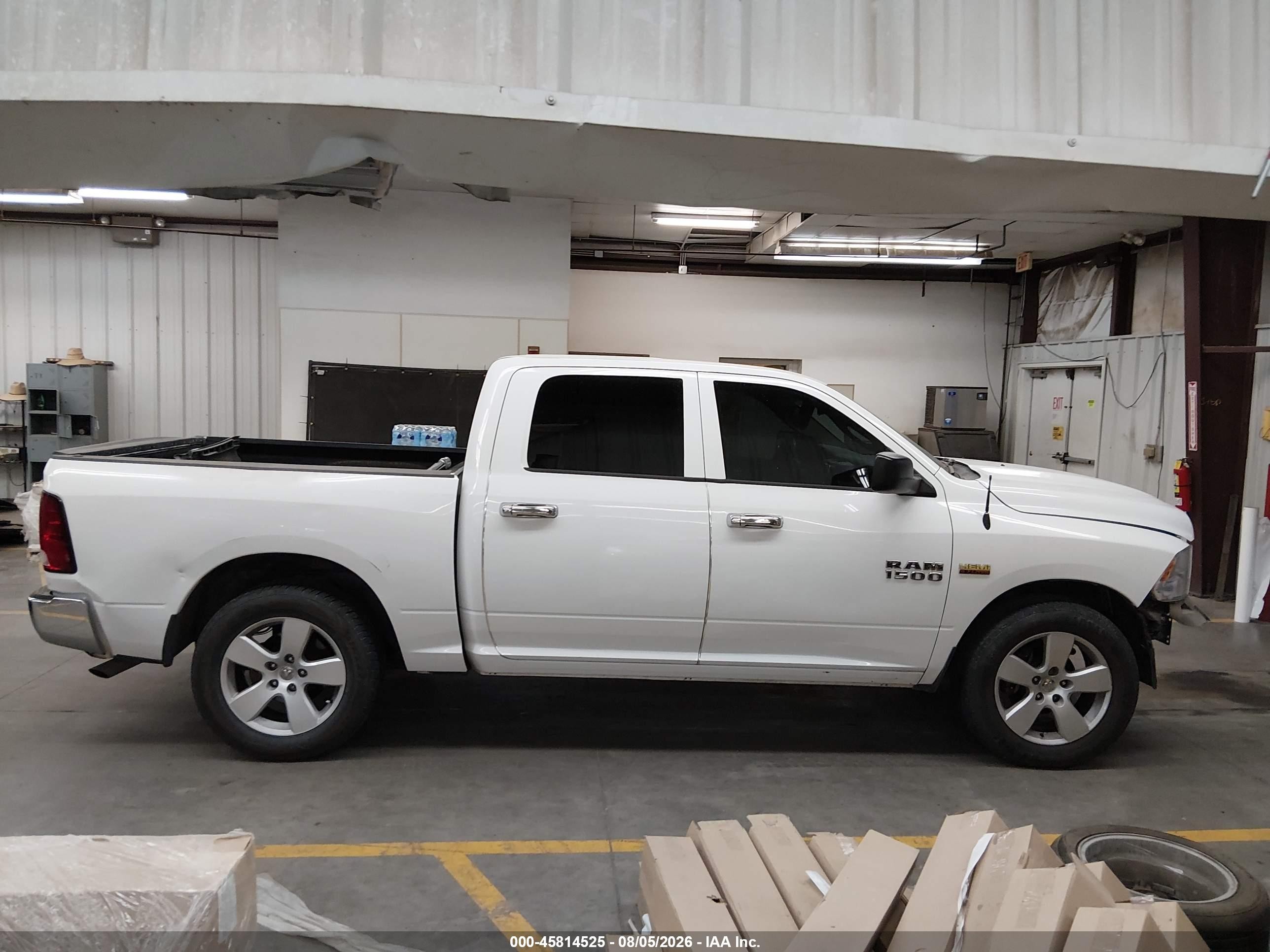 2015 Ram 1500 Tradesman White vin: 1C6RR6KT1FS605351