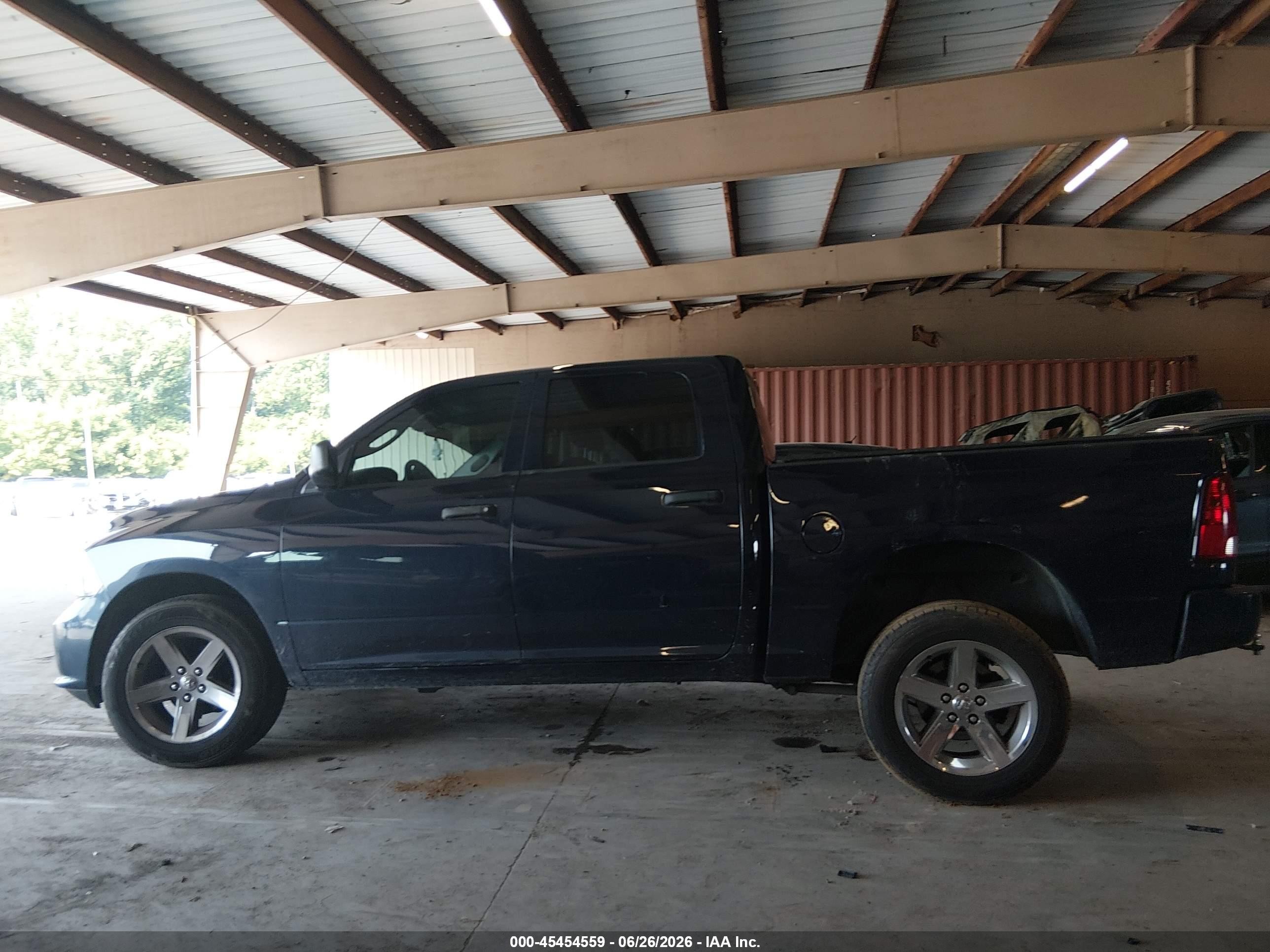 2013 Ram 1500 Express Синий vin: 1C6RR6KT2DS702989