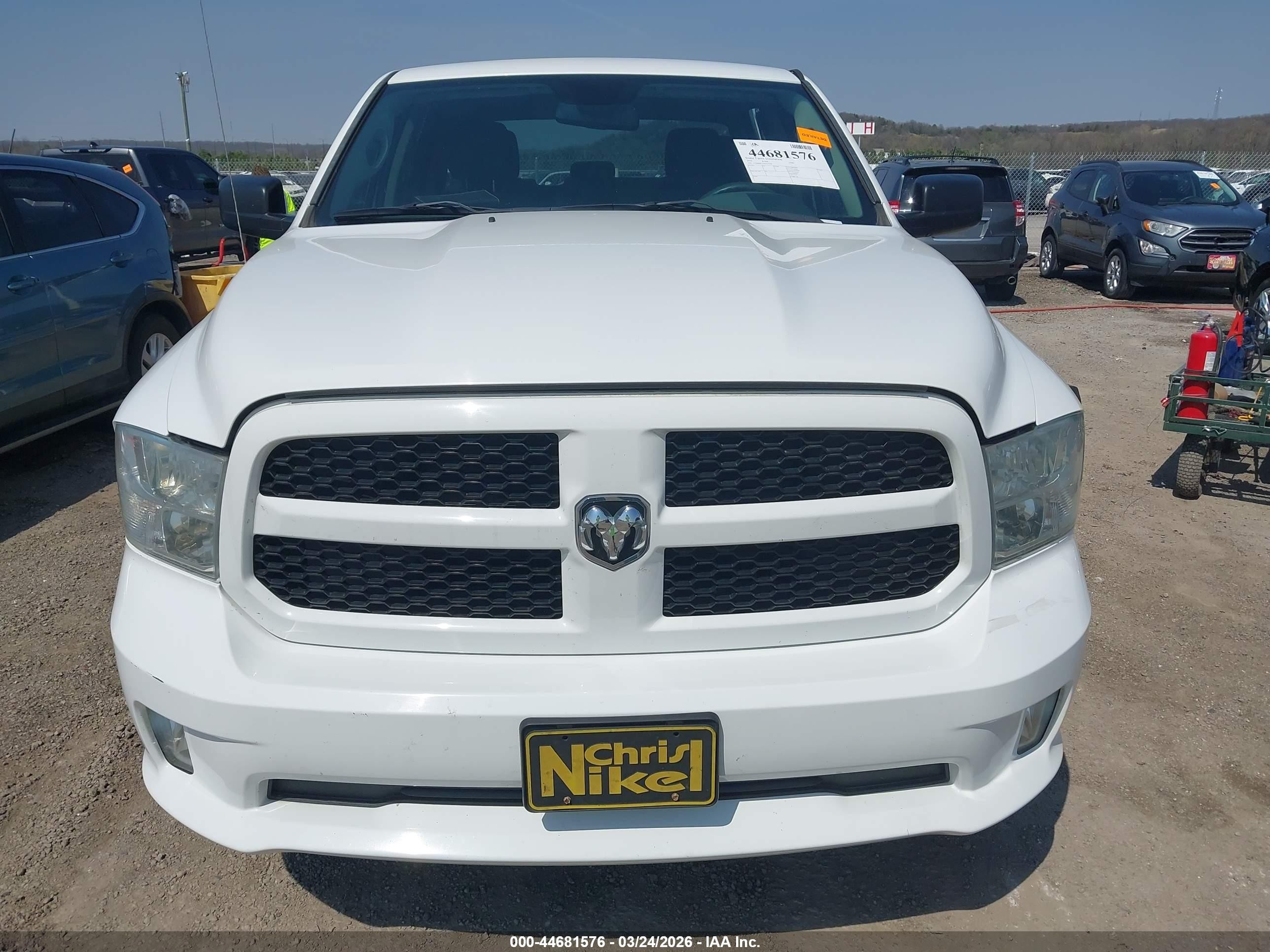 2014 Ram 1500 Express White vin: 1C6RR6KT2ES237728