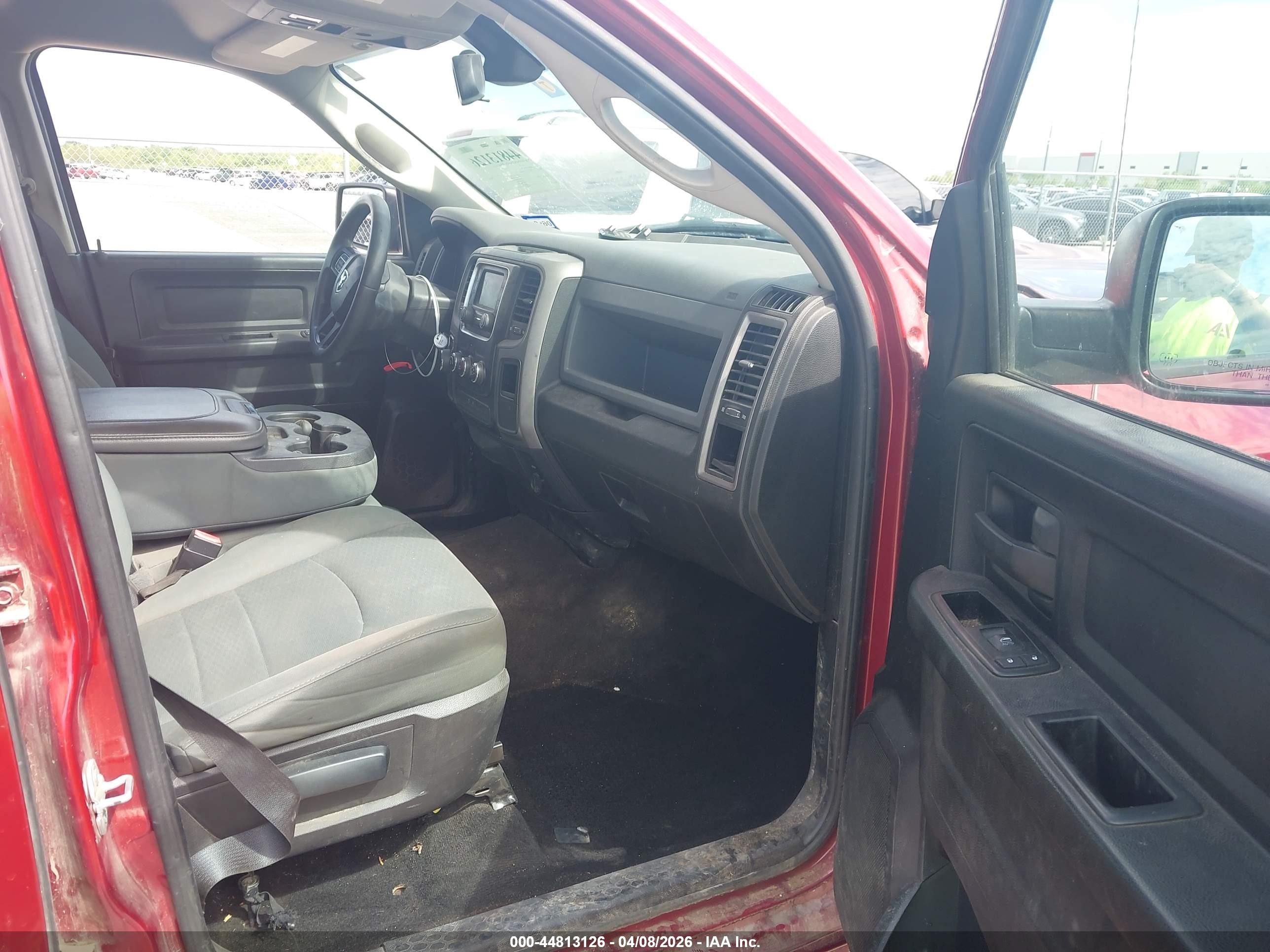 2015 Ram 1500 Express Red vin: 1C6RR6KT2FS565796