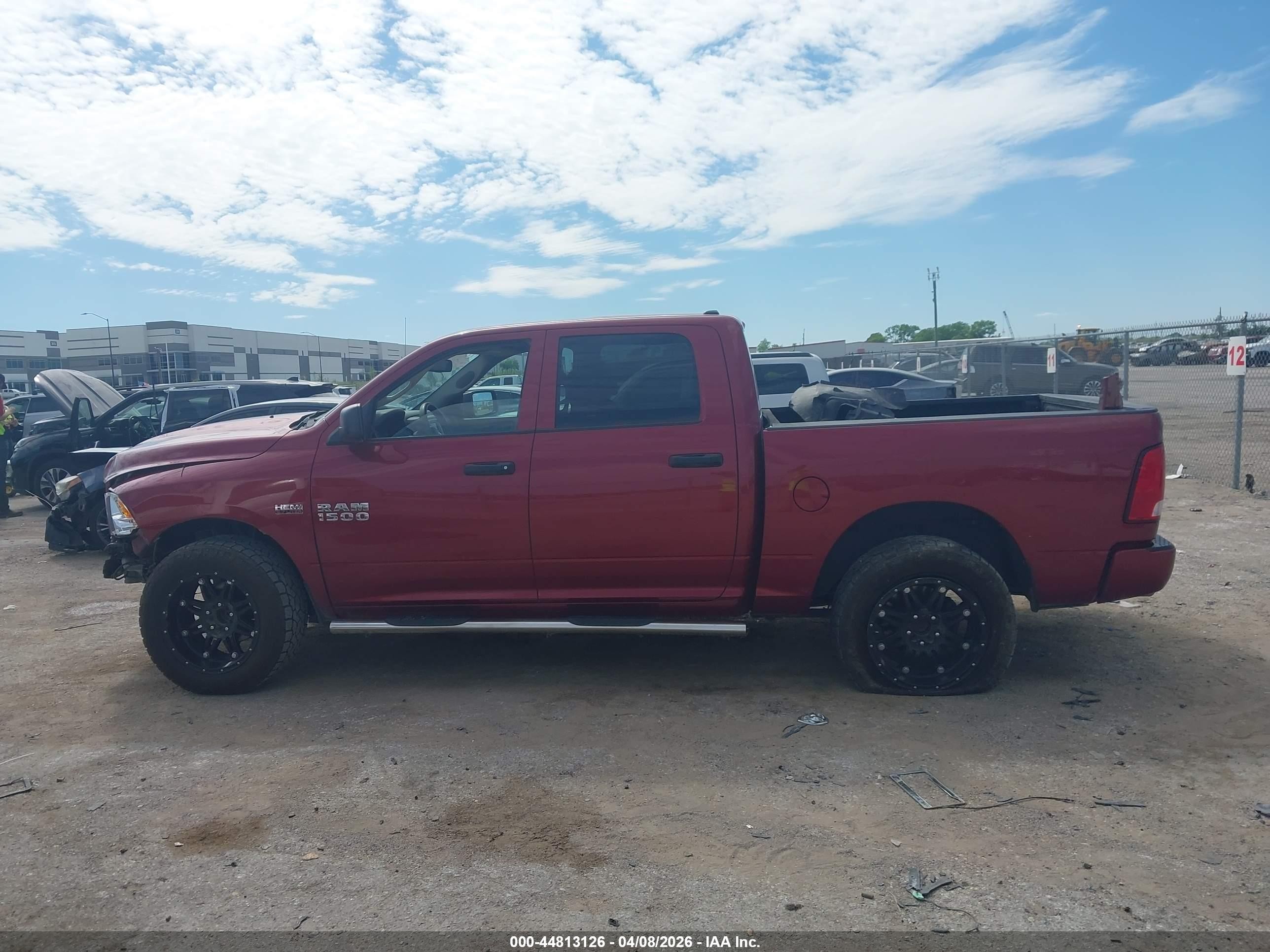 2015 Ram 1500 Express Red vin: 1C6RR6KT2FS565796