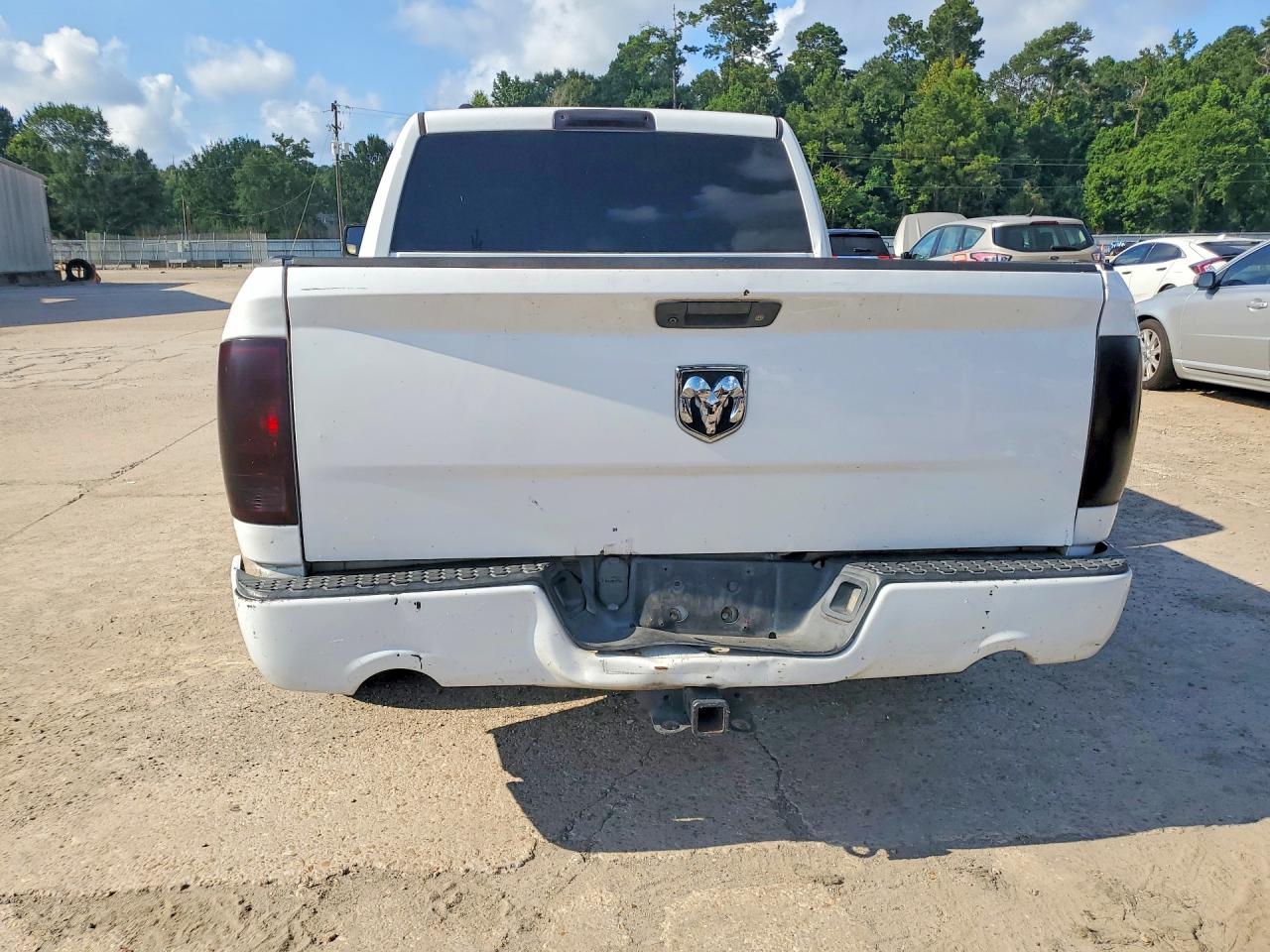 2014 Ram 1500 St Белый vin: 1C6RR6KT3ES238418
