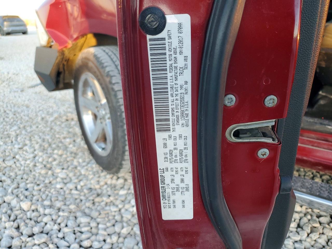 2014 Ram 1500 St Red vin: 1C6RR6KT3ES259219