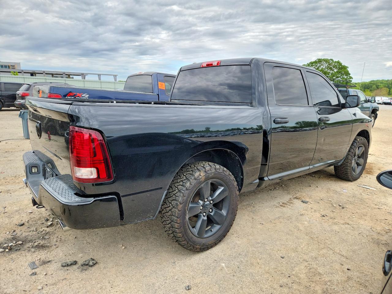 2015 Ram 1500 St Black vin: 1C6RR6KT3FS522164