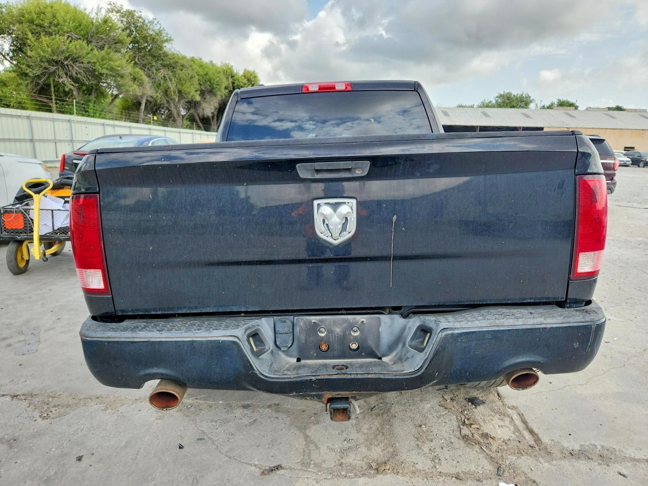2013 Ram 1500 St Black vin: 1C6RR6KT4DS680722