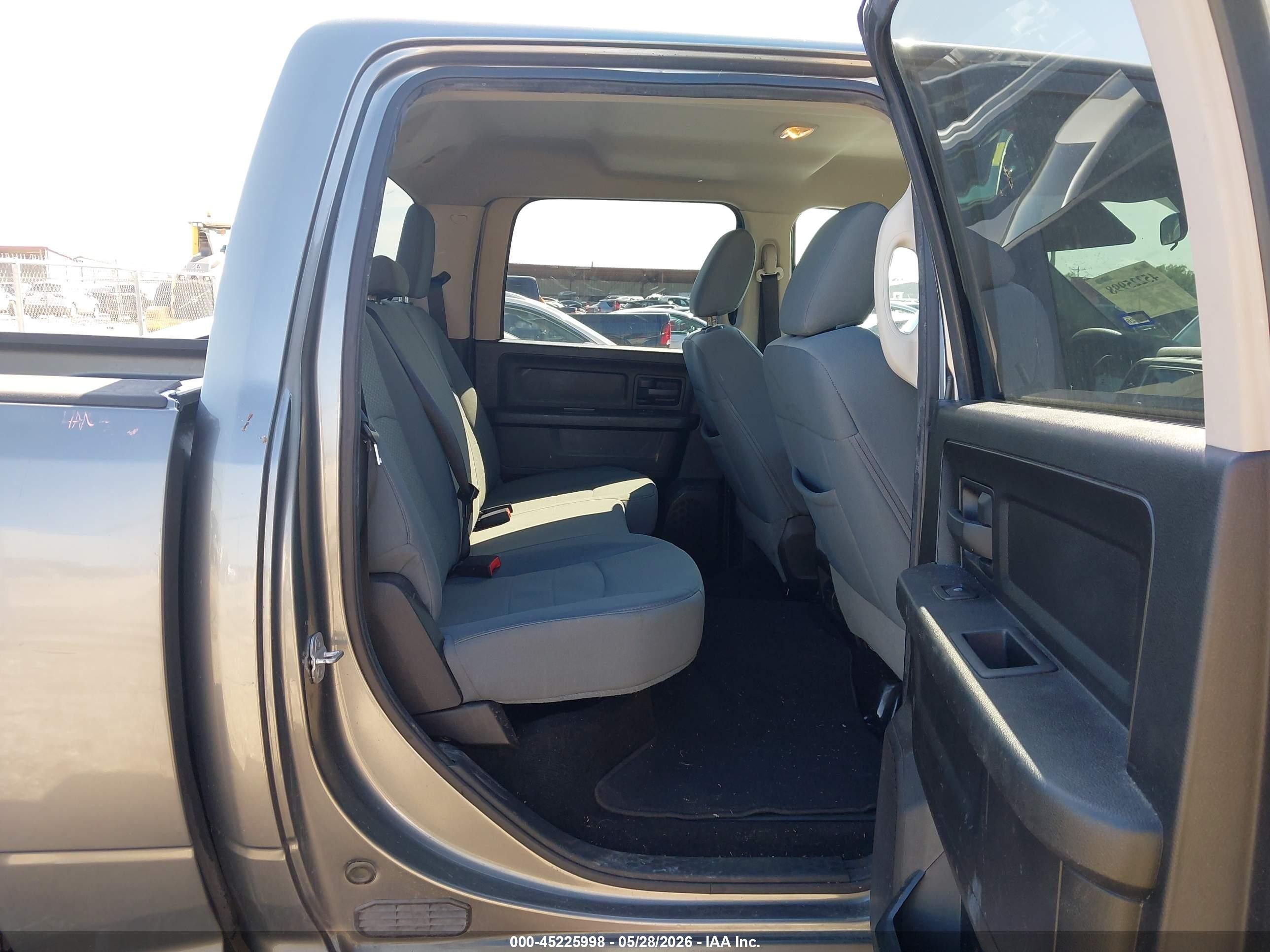 2013 Ram 1500 Express Gray vin: 1C6RR6KT4DS700659