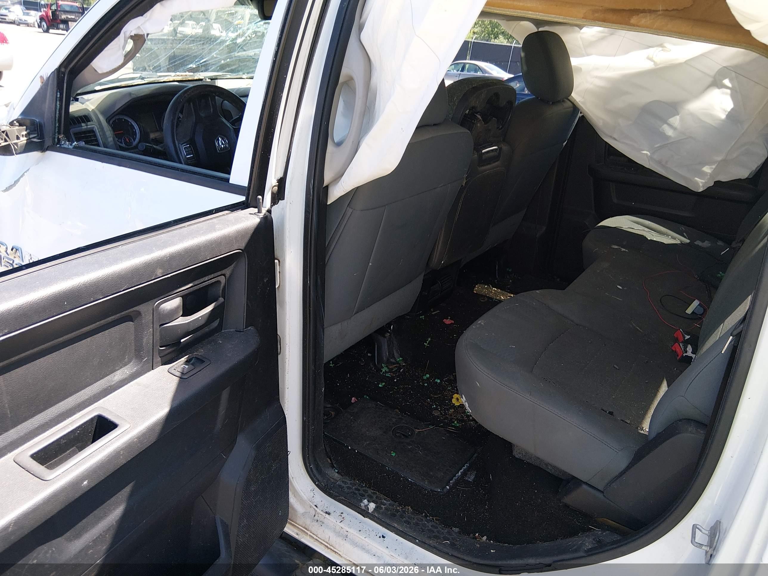 2014 Ram 1500 Tradesman White vin: 1C6RR6KT4ES339970