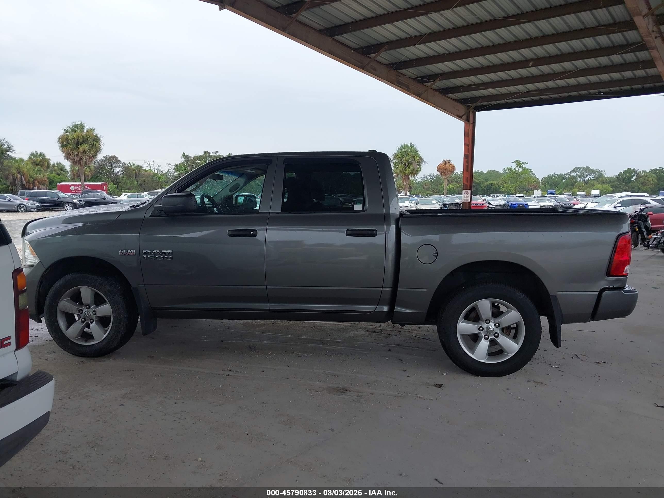 2013 Ram 1500 Express Gray vin: 1C6RR6KT5DS698940