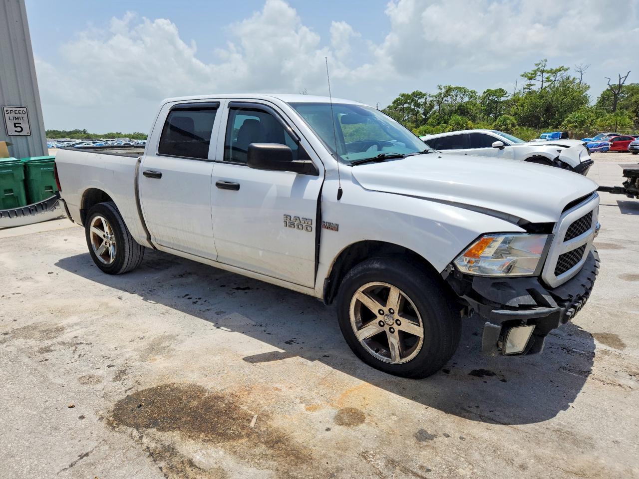 2014 Ram 1500 St White vin: 1C6RR6KT5ES237738