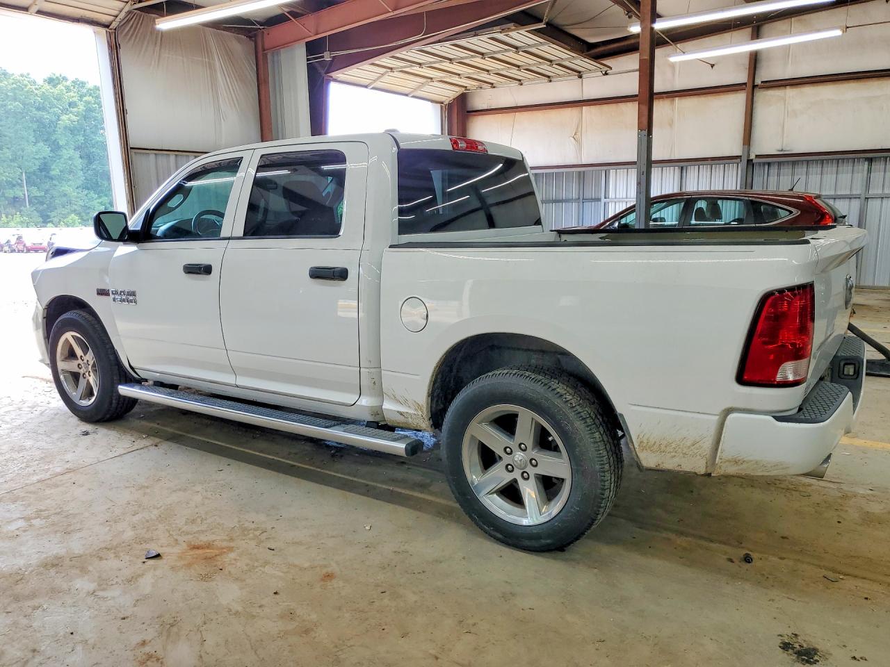 2015 Ram 1500 St White vin: 1C6RR6KT5FS624453