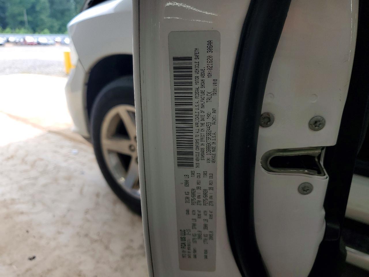 2015 Ram 1500 St White vin: 1C6RR6KT5FS624453