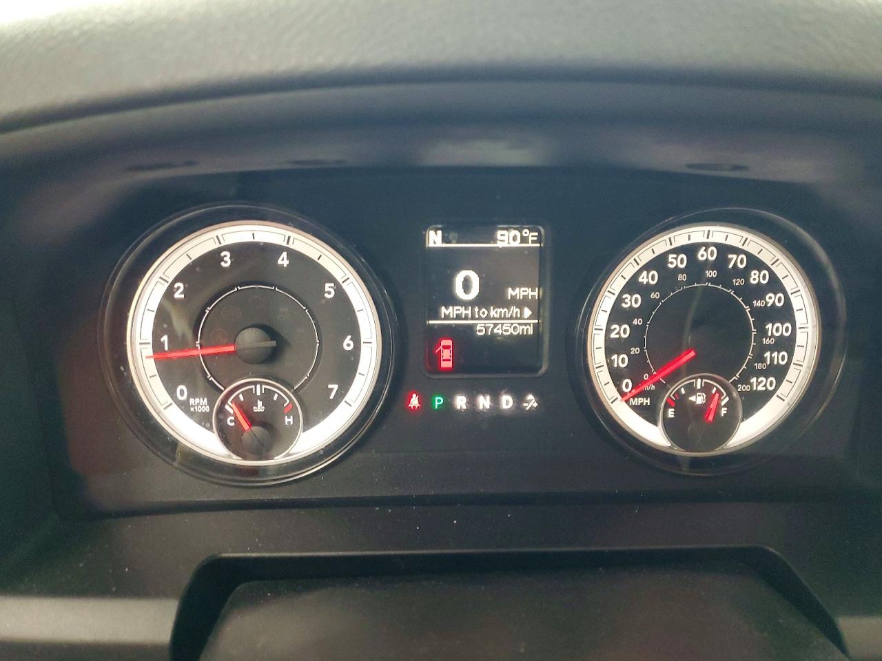 2015 Ram 1500 St White vin: 1C6RR6KT5FS624453