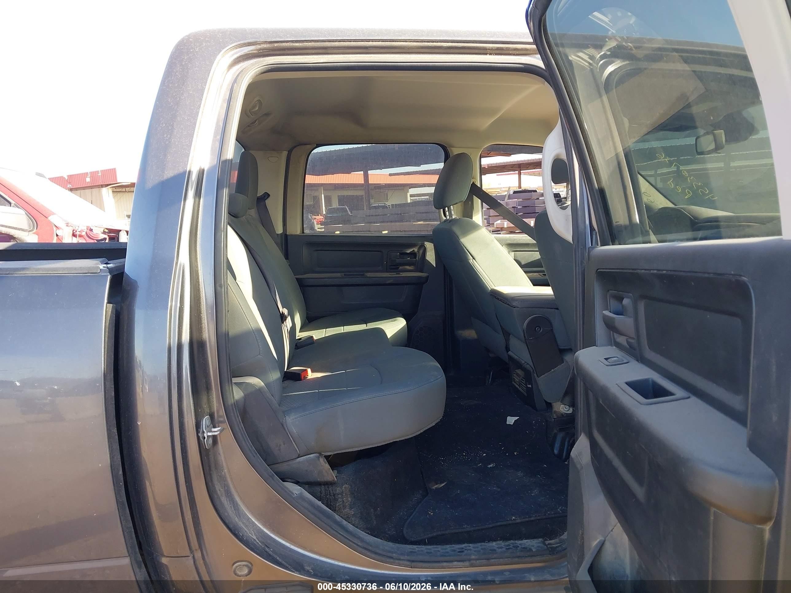 2015 Ram 1500 Tradesman Gray vin: 1C6RR6KT5FS658991