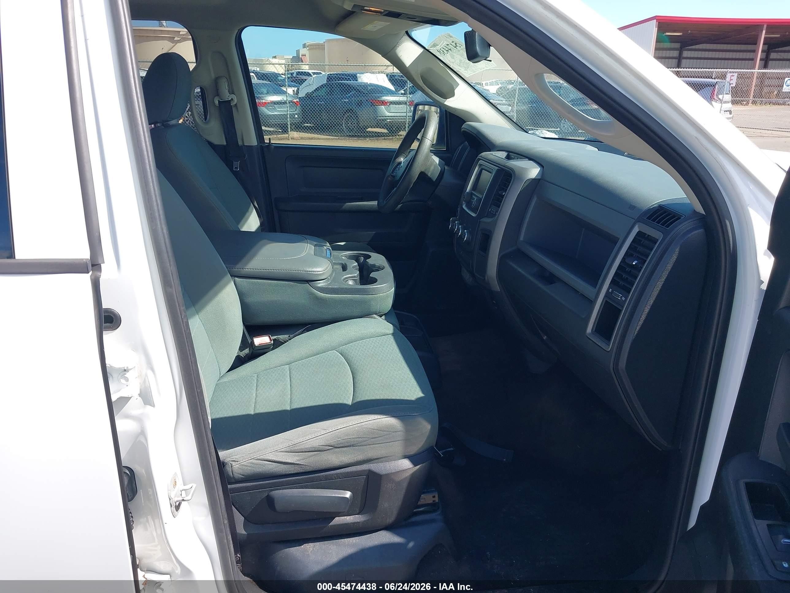 2014 Ram 1500 Express White vin: 1C6RR6KT6ES389186