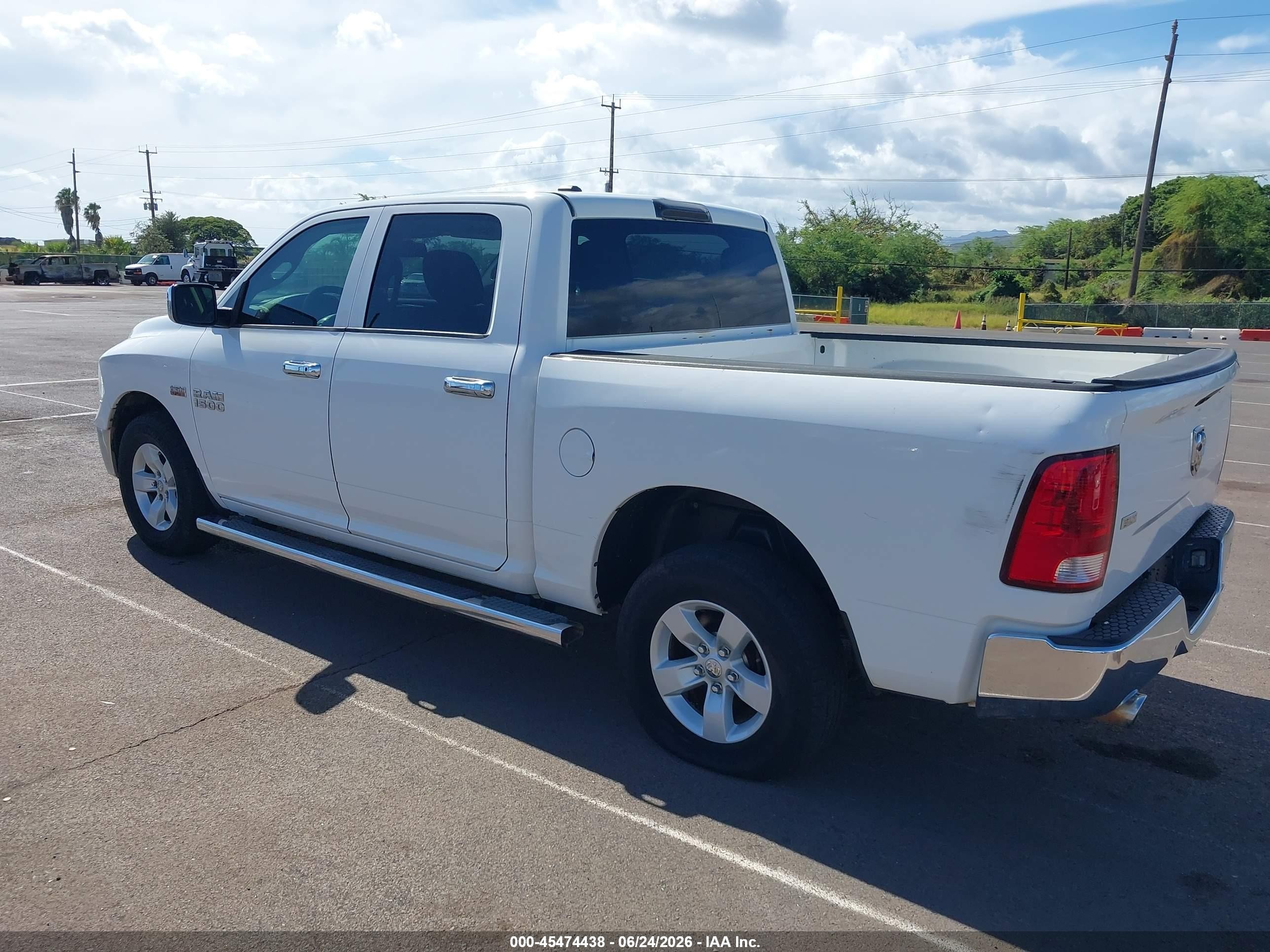 2014 Ram 1500 Express White vin: 1C6RR6KT6ES389186
