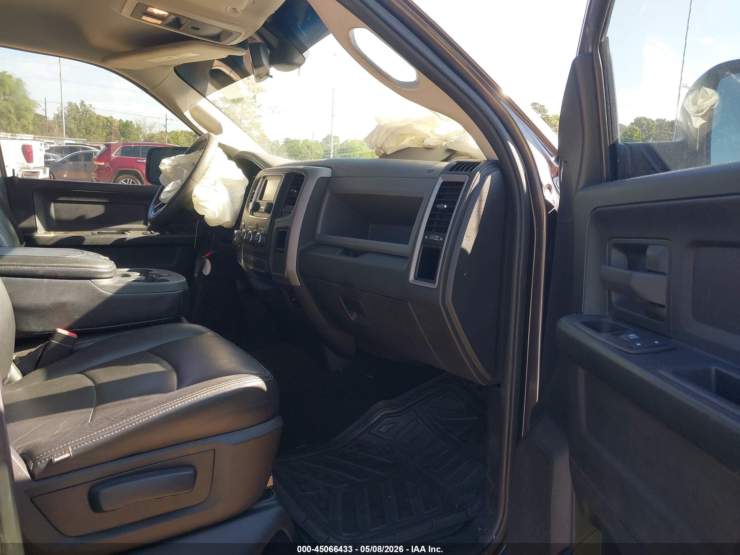 2014 Ram 1500 Express Серый vin: 1C6RR6KT6ES448902