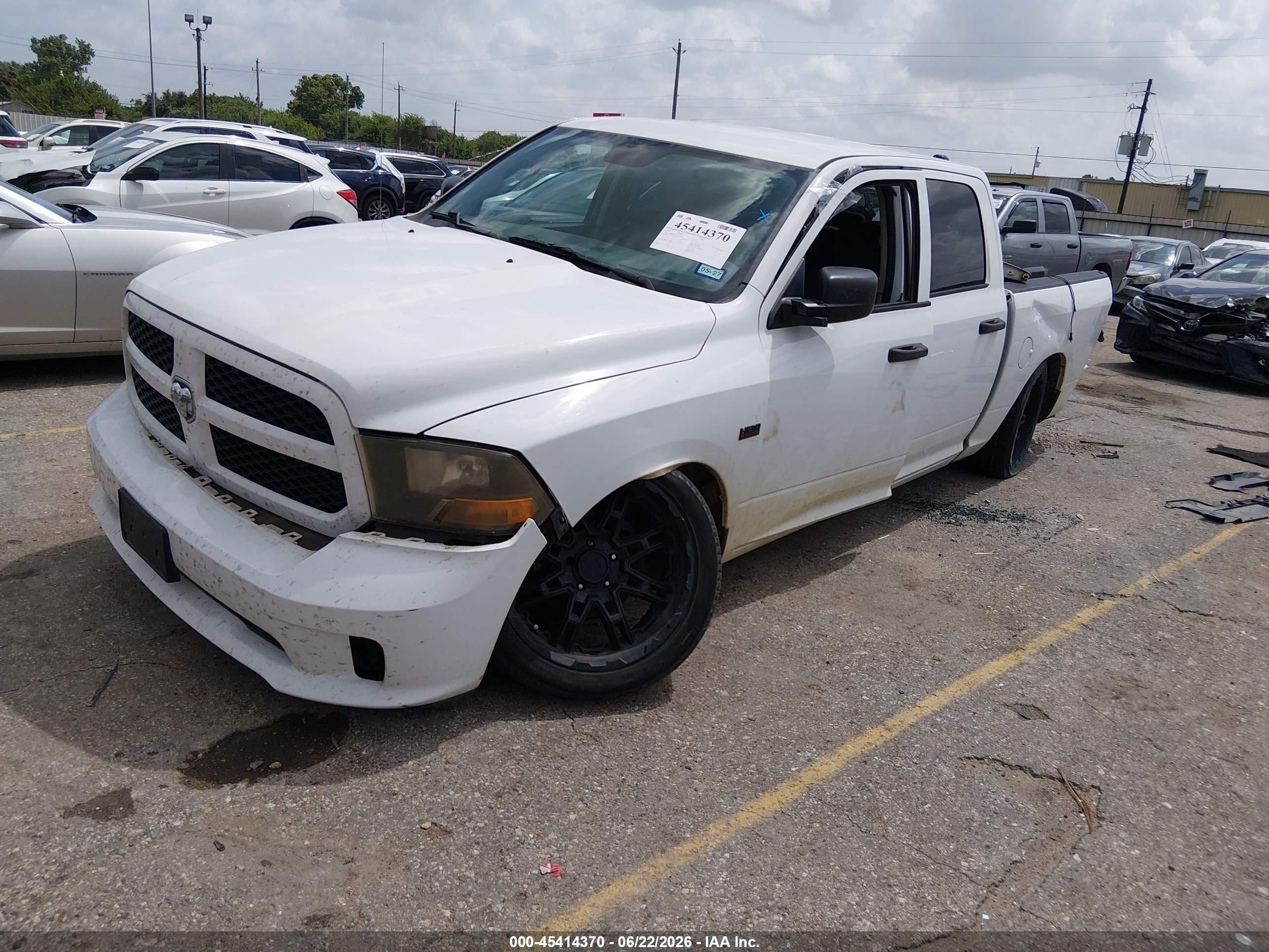 2015 Ram 1500 Express White vin: 1C6RR6KT6FS567244