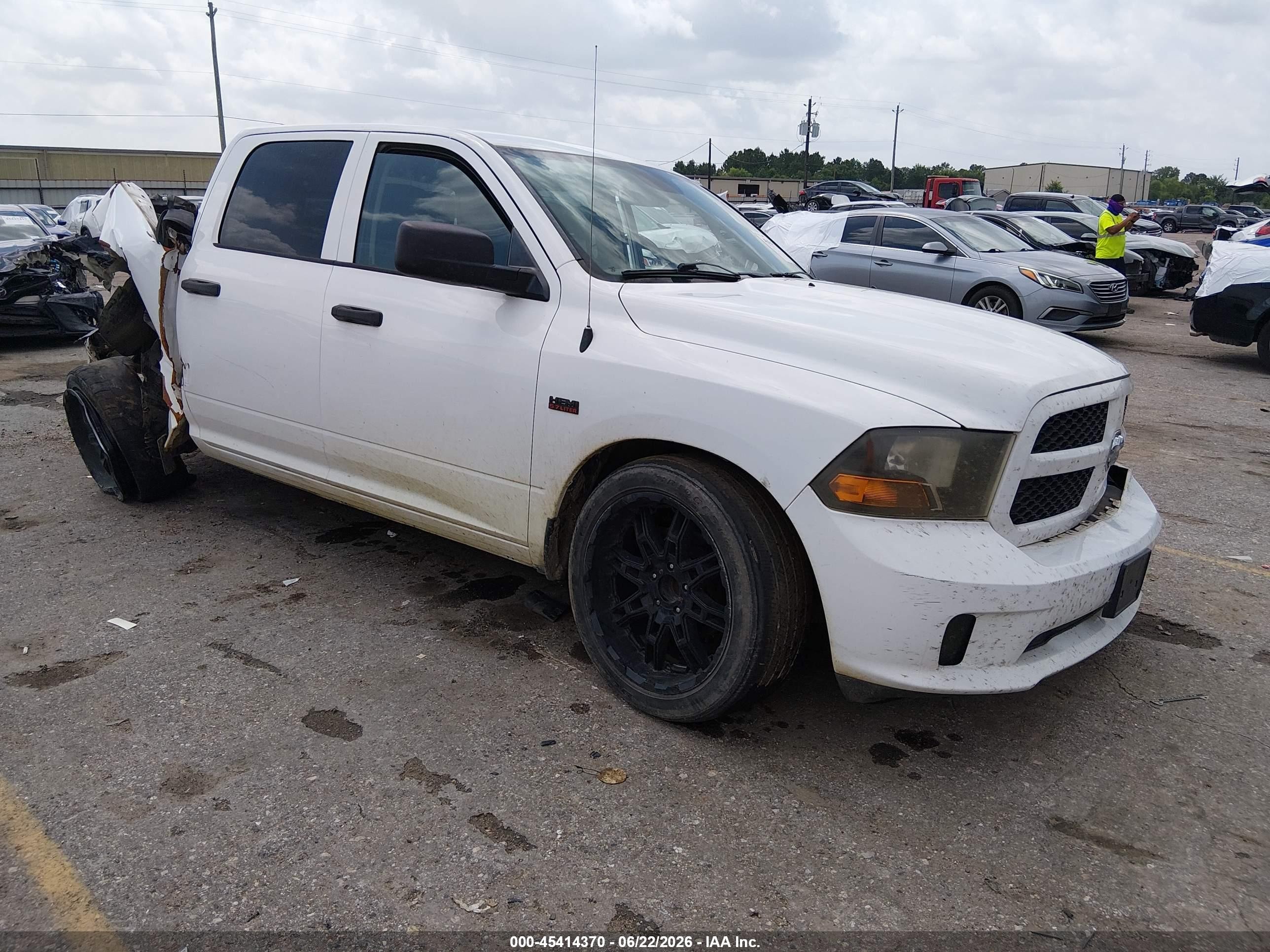 2015 Ram 1500 Express White vin: 1C6RR6KT6FS567244
