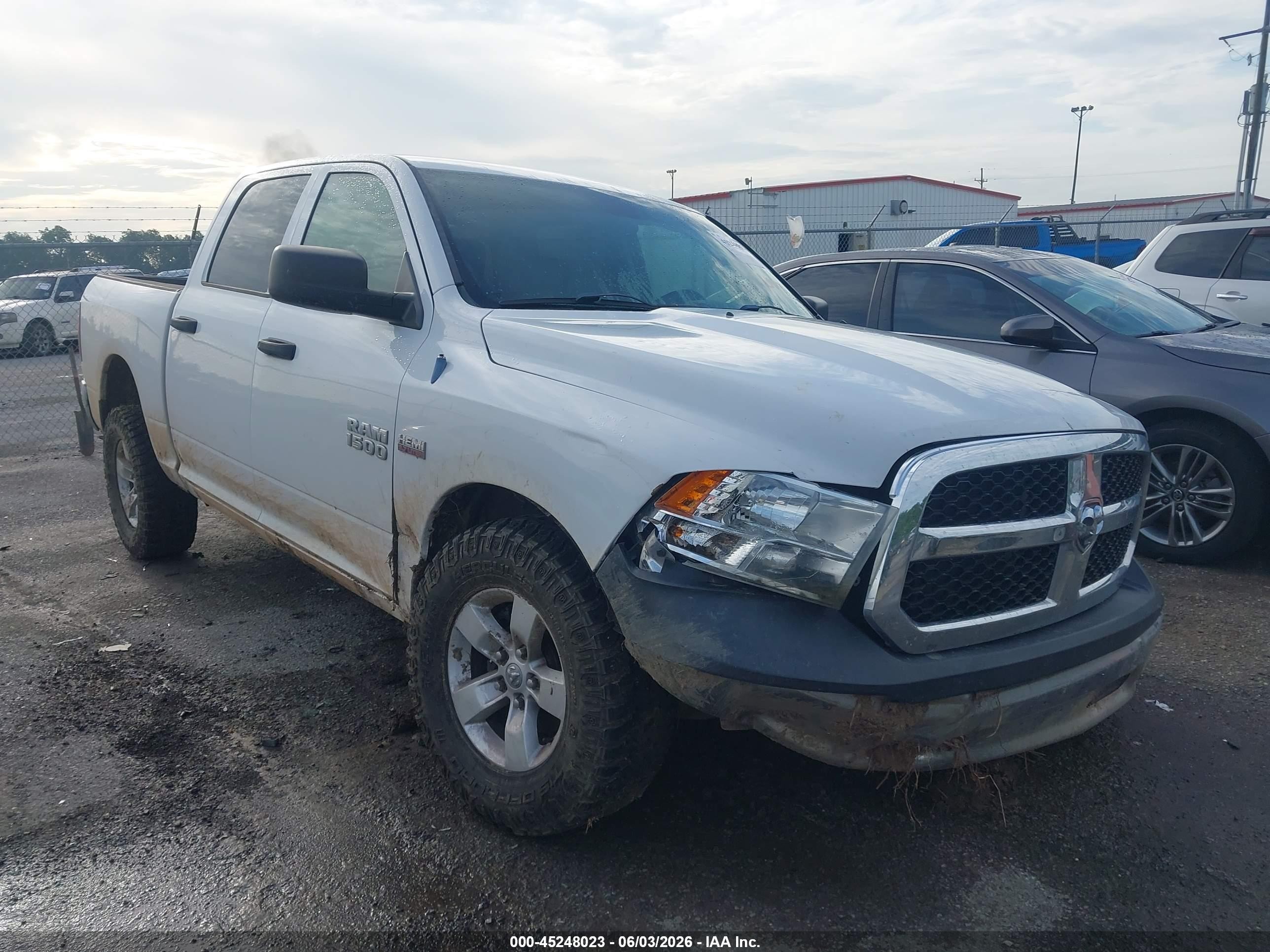 2014 Ram 1500 Tradesman Белый vin: 1C6RR6KT7ES154733