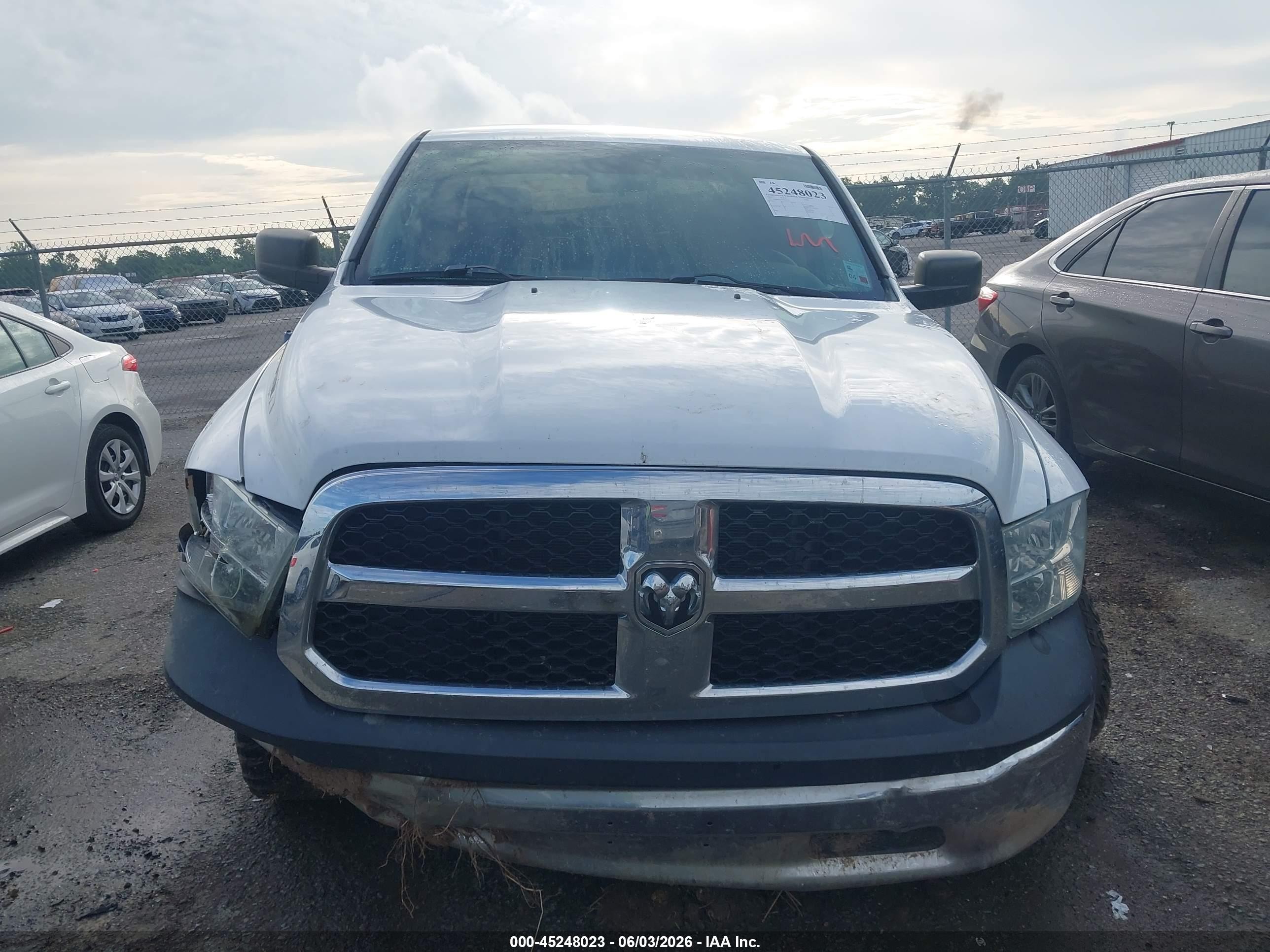 2014 Ram 1500 Tradesman White vin: 1C6RR6KT7ES154733