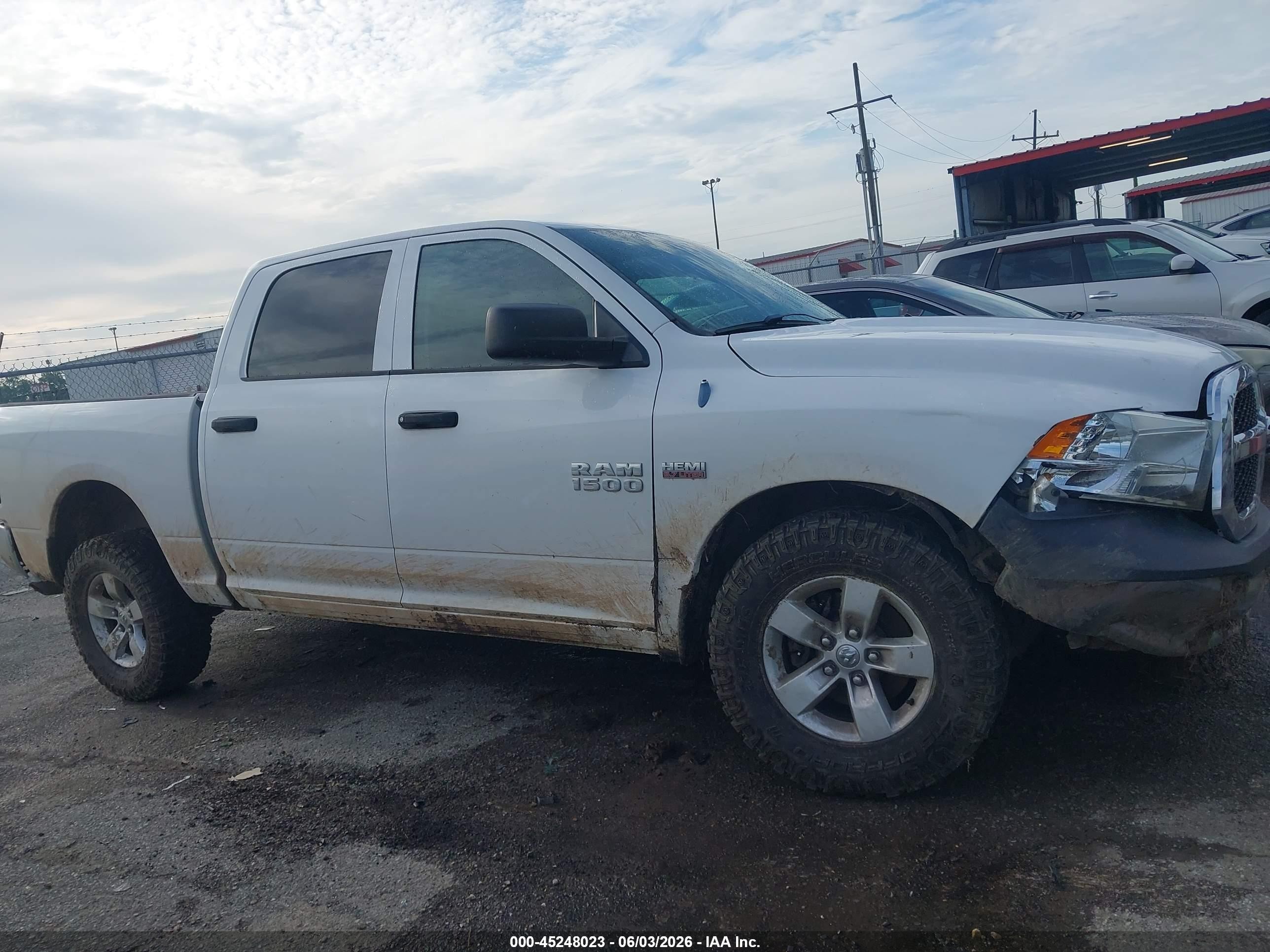 2014 Ram 1500 Tradesman White vin: 1C6RR6KT7ES154733