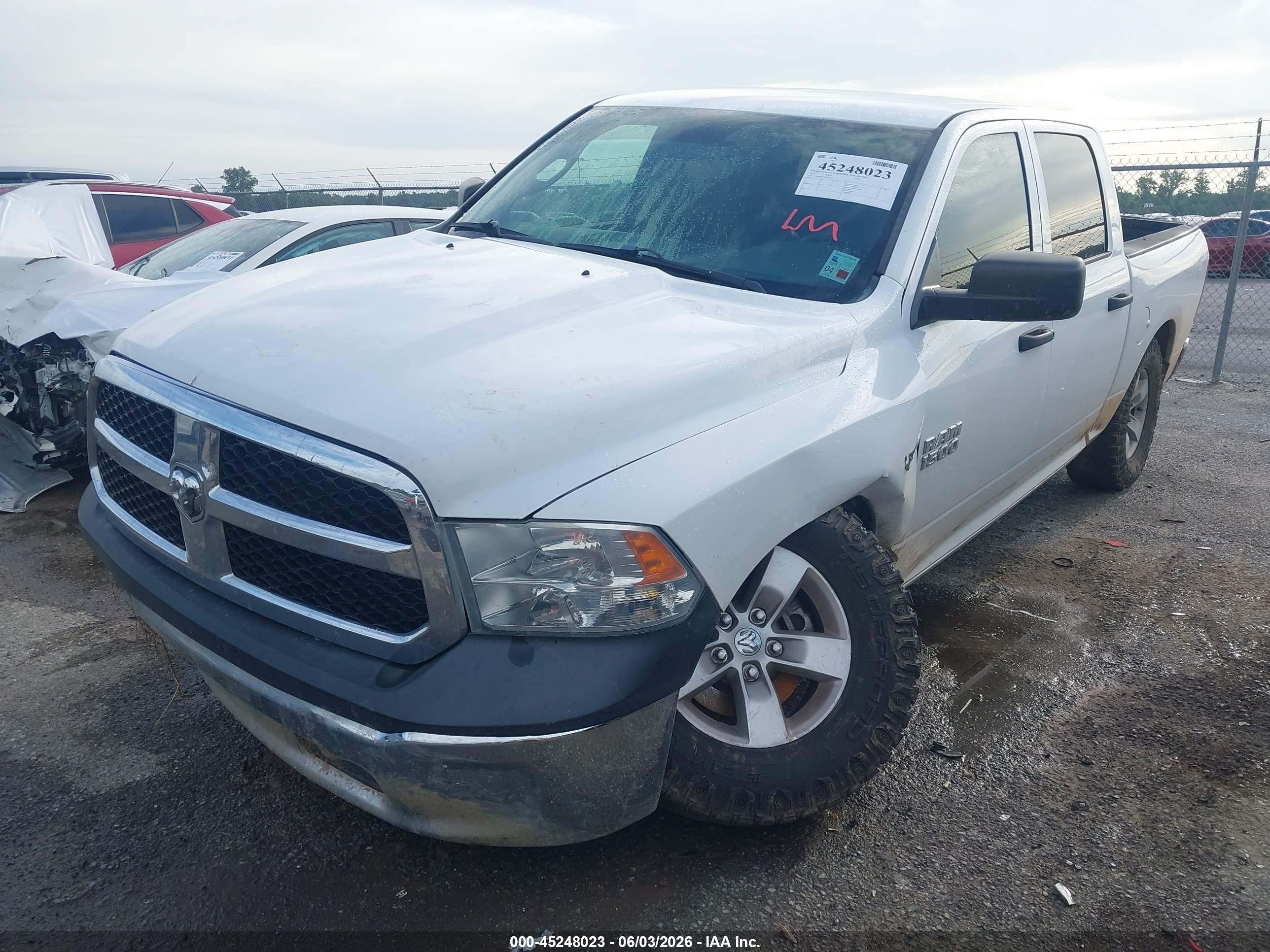 2014 Ram 1500 Tradesman White vin: 1C6RR6KT7ES154733