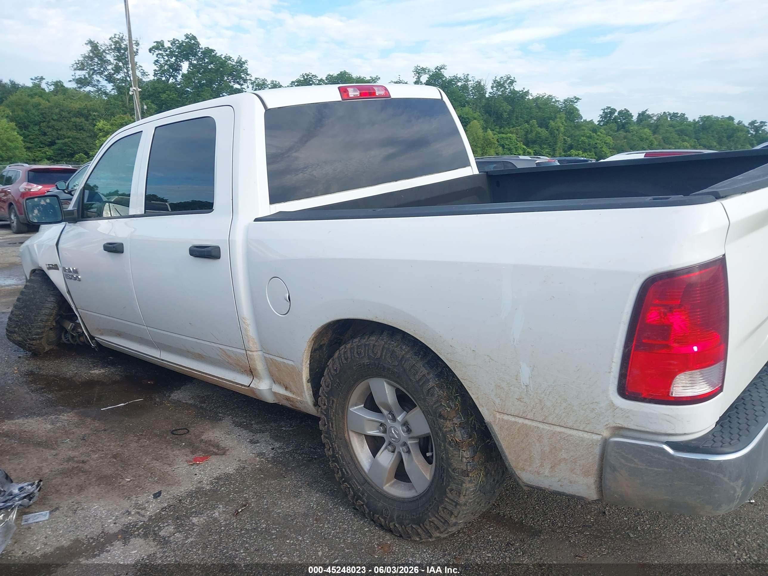 2014 Ram 1500 Tradesman White vin: 1C6RR6KT7ES154733