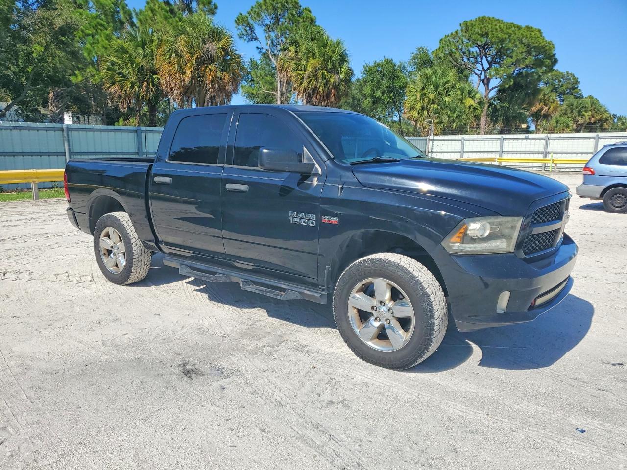 2015 Ram 1500 St Black vin: 1C6RR6KT7FS506422