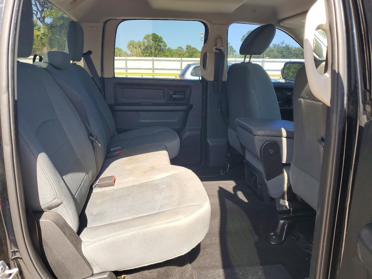 2015 Ram 1500 St Black vin: 1C6RR6KT7FS506422