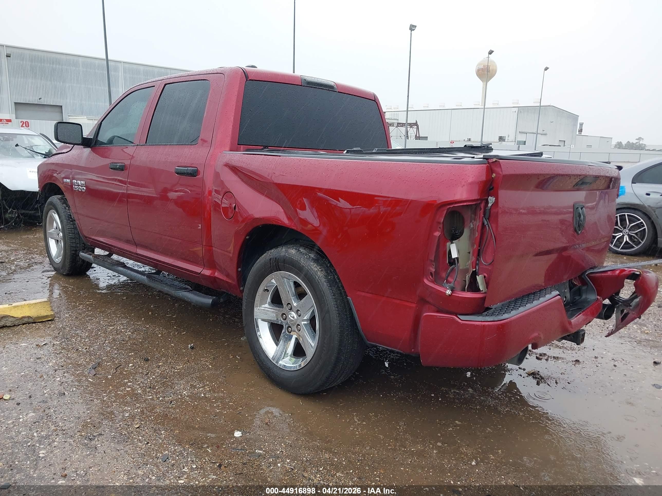 2015 Ram 1500 Express Red vin: 1C6RR6KT7FS722058