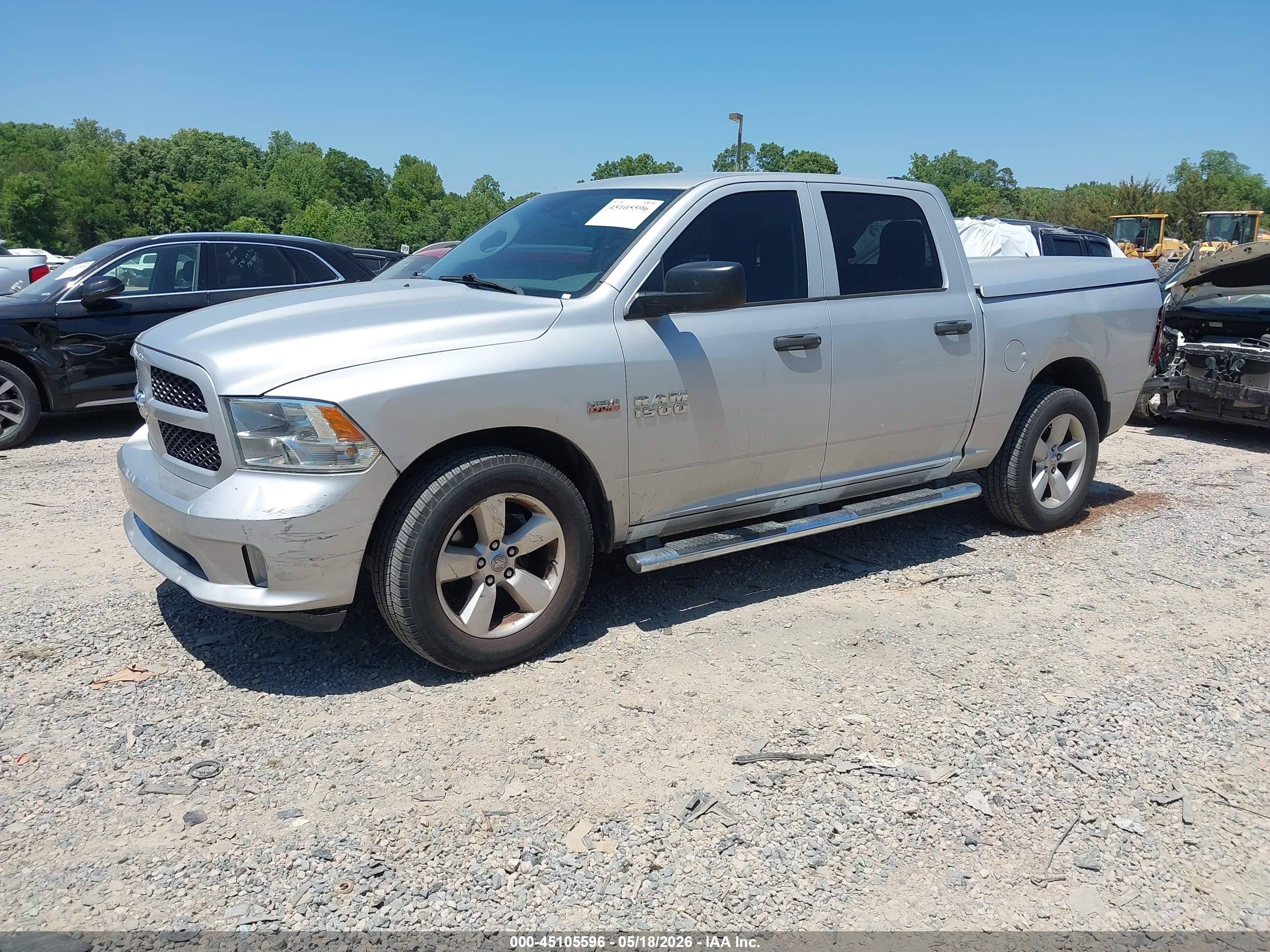 2015 Ram 1500 Express Silver vin: 1C6RR6KT8FS505814