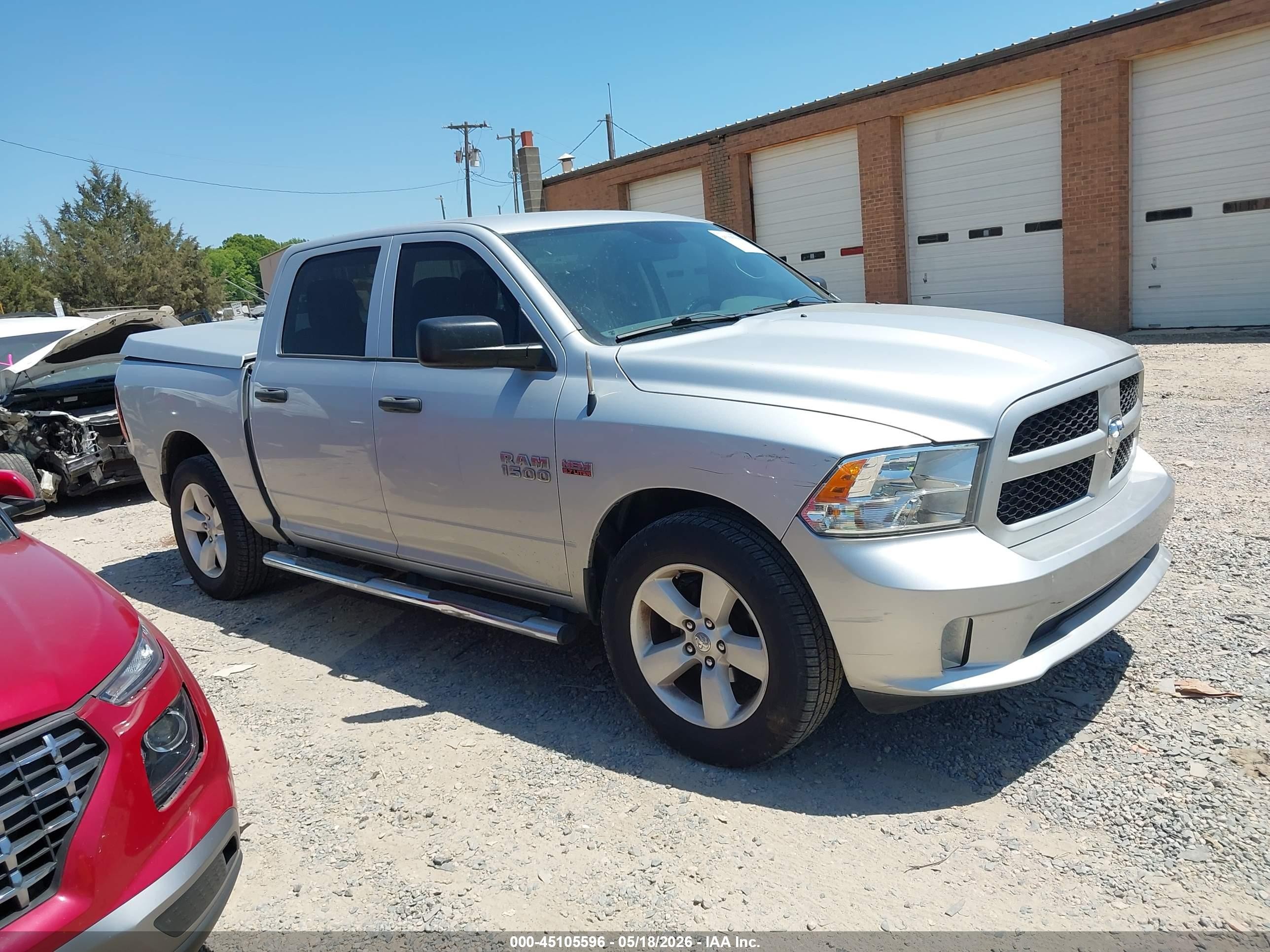 2015 Ram 1500 Express Silver vin: 1C6RR6KT8FS505814