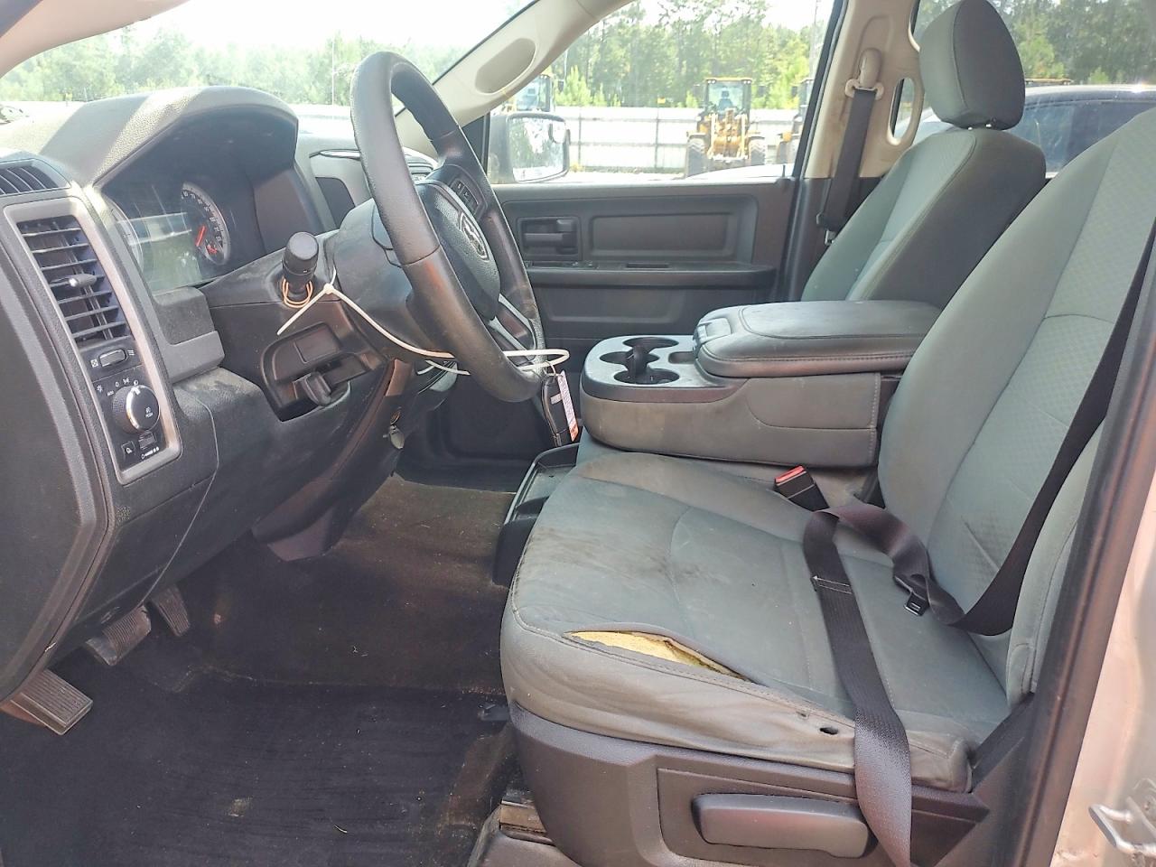 2015 Ram 1500 St Silver vin: 1C6RR6KT8FS570100