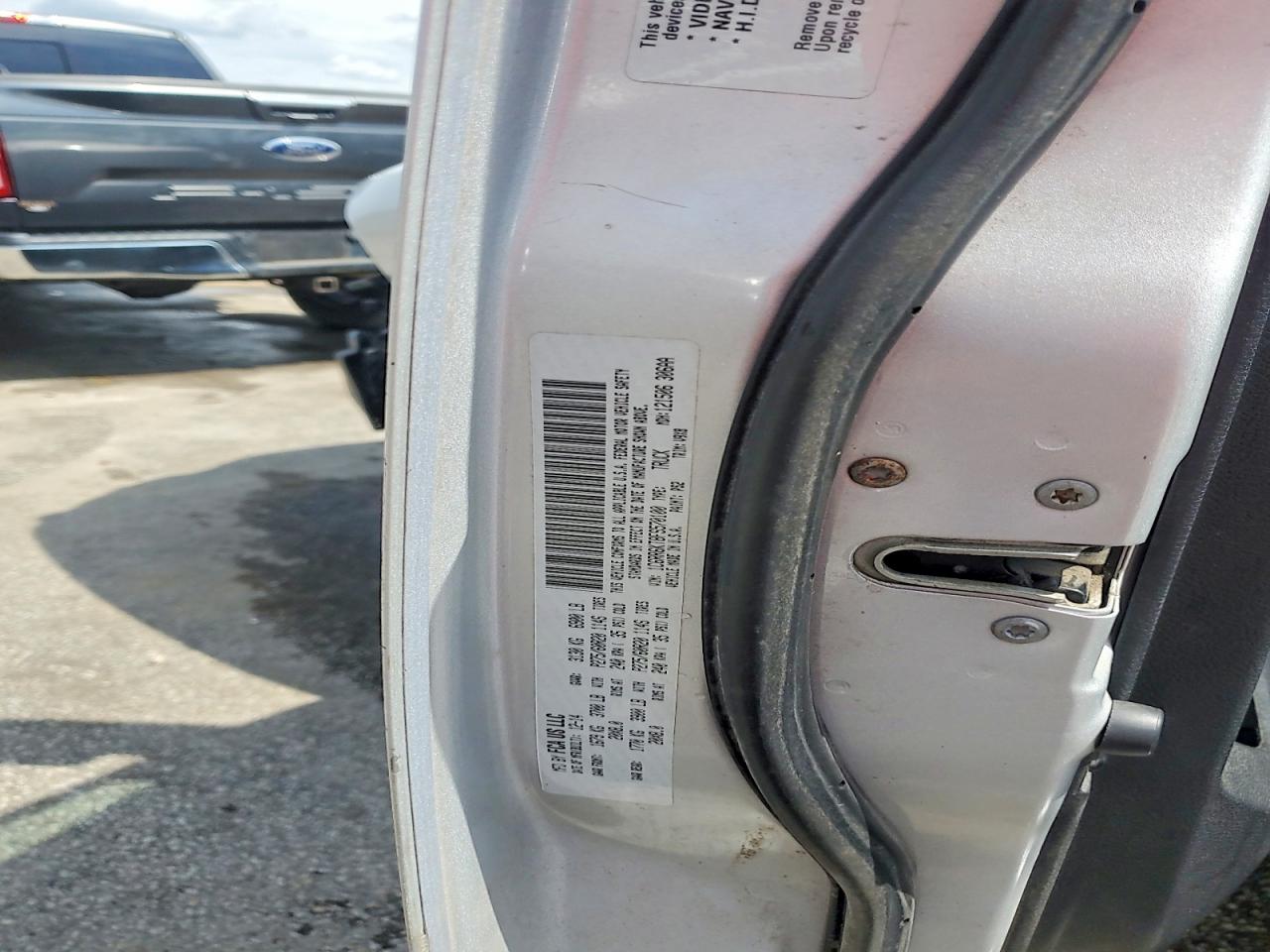 2015 Ram 1500 St Silver vin: 1C6RR6KT8FS570100