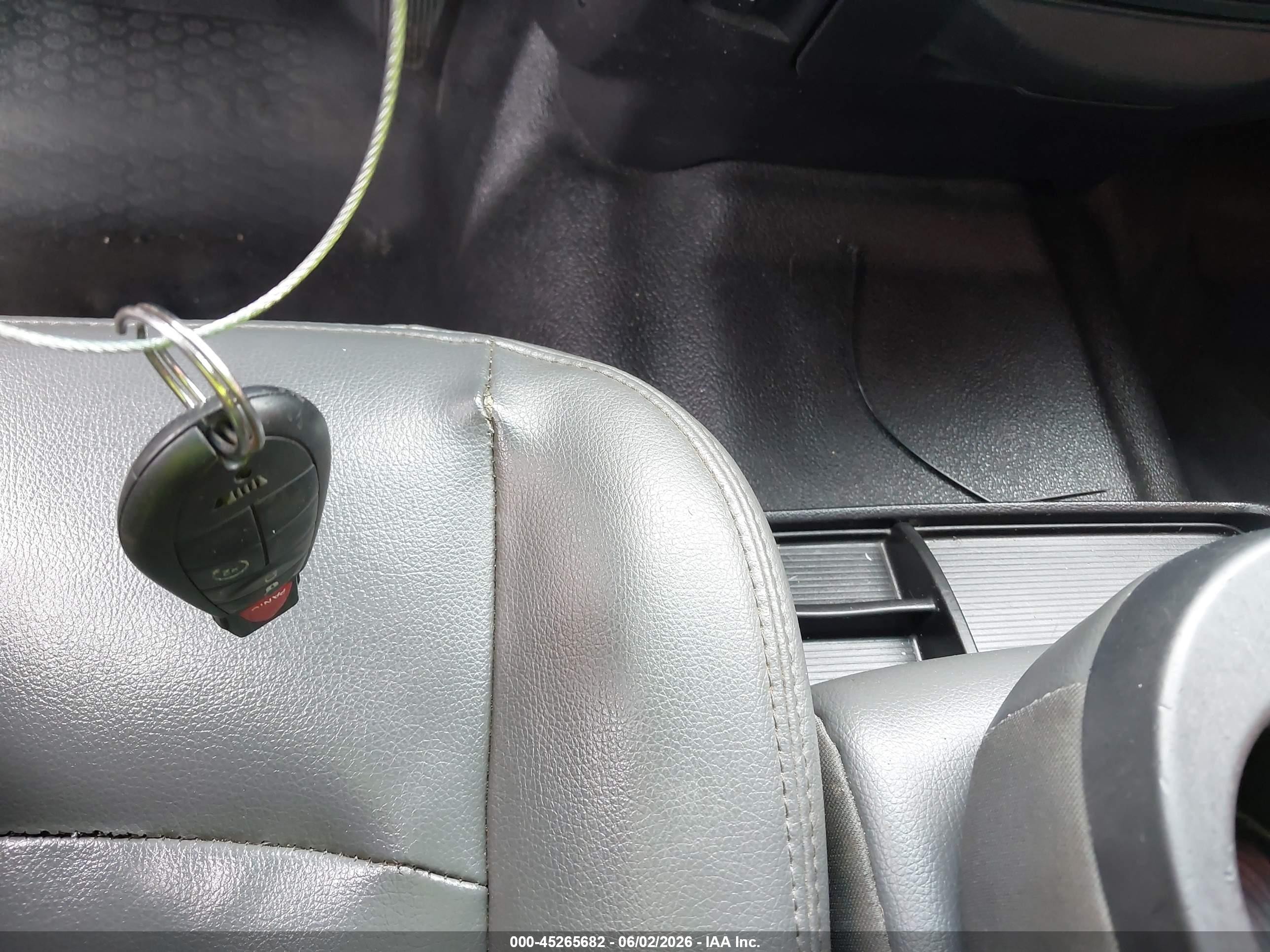 2013 Ram 1500 Tradesman White vin: 1C6RR6KT9DS705632