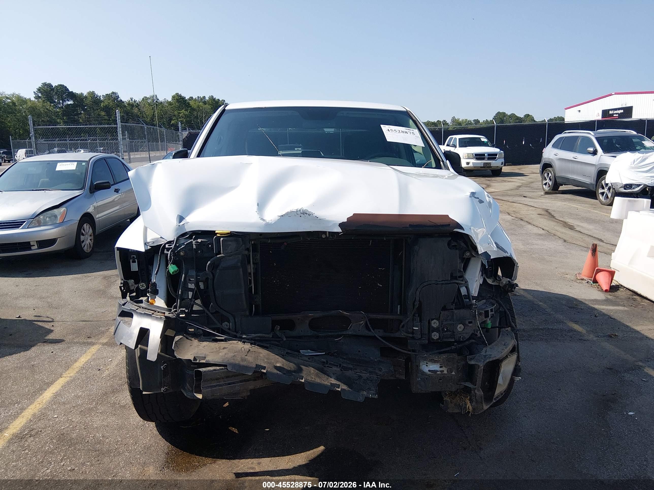 2014 Ram 1500 Express Белый vin: 1C6RR6KT9ES128943