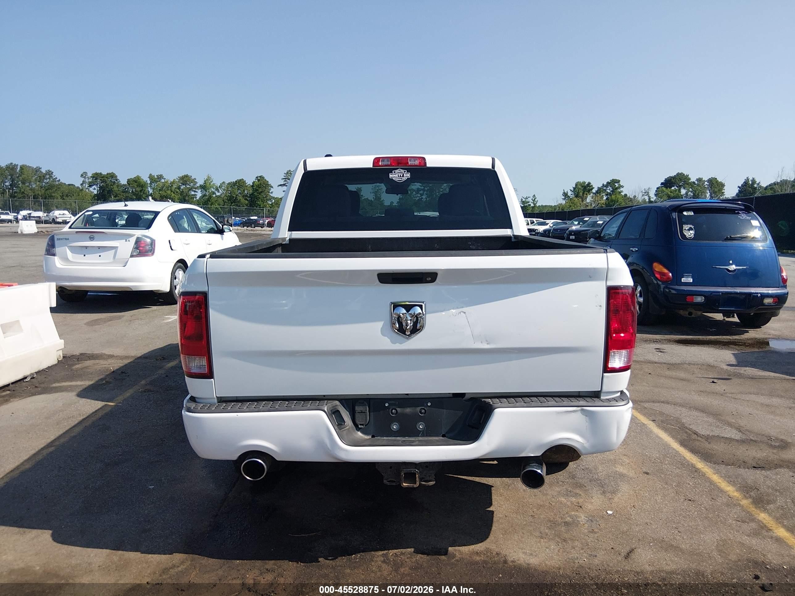 2014 Ram 1500 Express Белый vin: 1C6RR6KT9ES128943