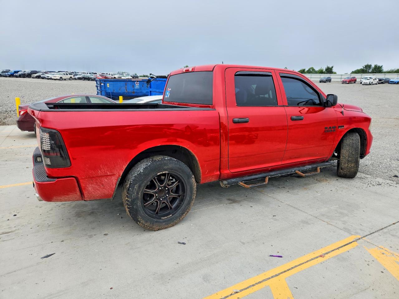 2015 Ram 1500 St Red vin: 1C6RR6KT9FS655012