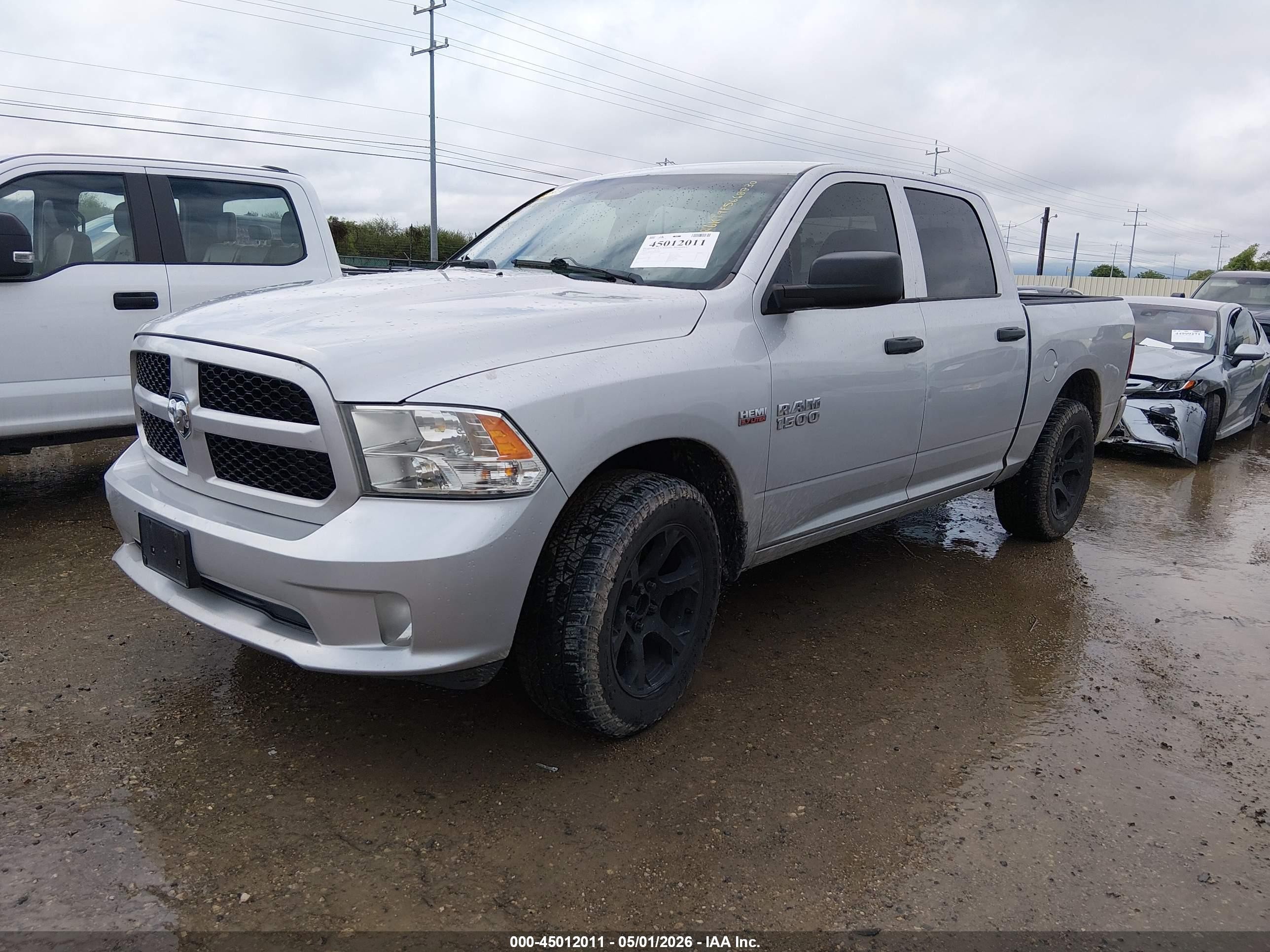 2015 Ram 1500 Express Silver vin: 1C6RR6KT9FS668830