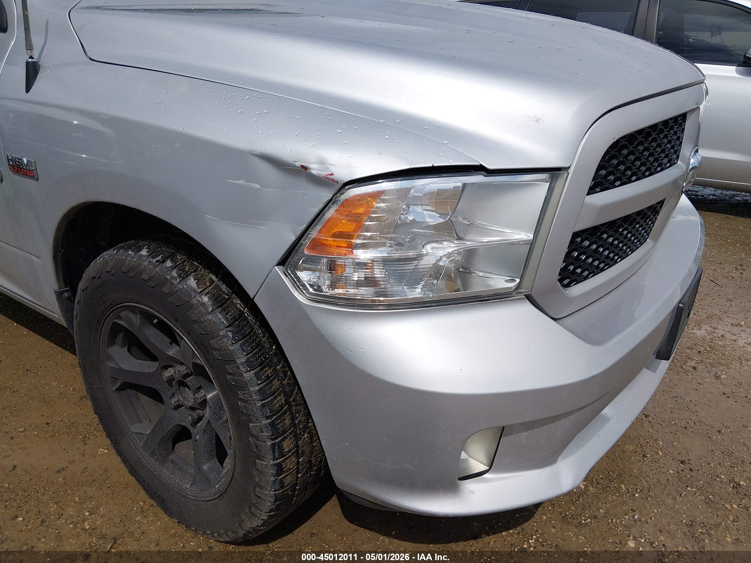2015 Ram 1500 Express Silver vin: 1C6RR6KT9FS668830