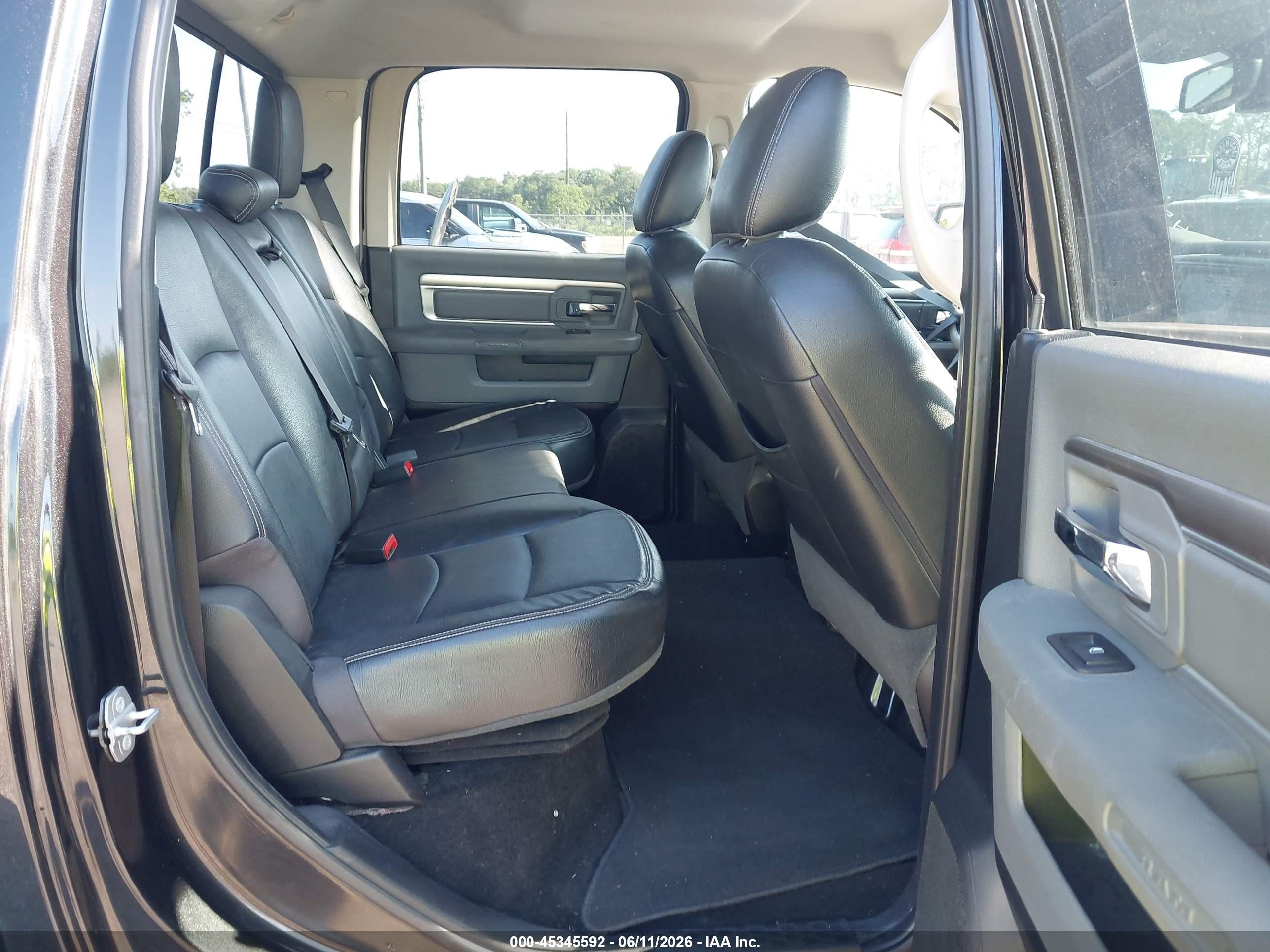 2016 Ram 1500 Big Horn Black vin: 1C6RR6LG6GS100408