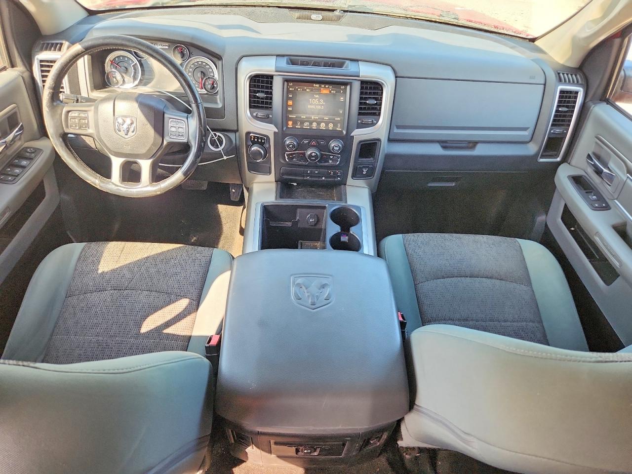 2015 Ram 1500 Slt Red vin: 1C6RR6LM2FS607827