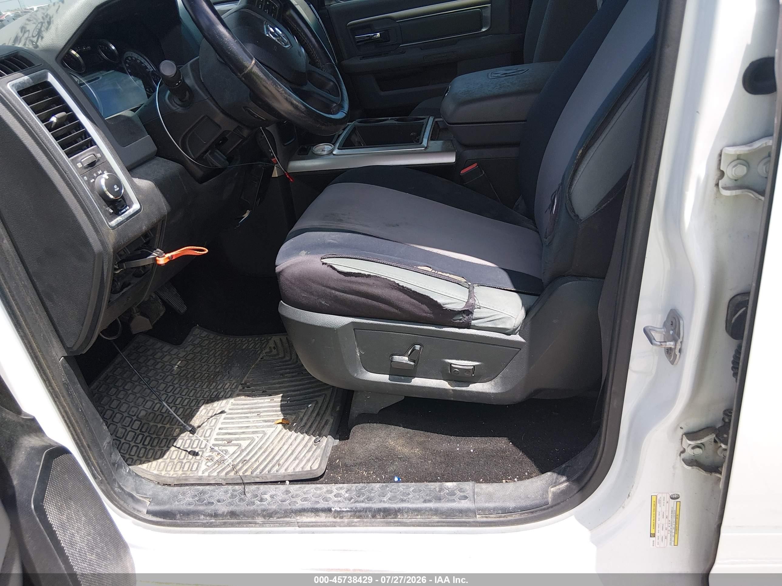 2015 Ram 1500 Lone Star White vin: 1C6RR6LM2FS613143