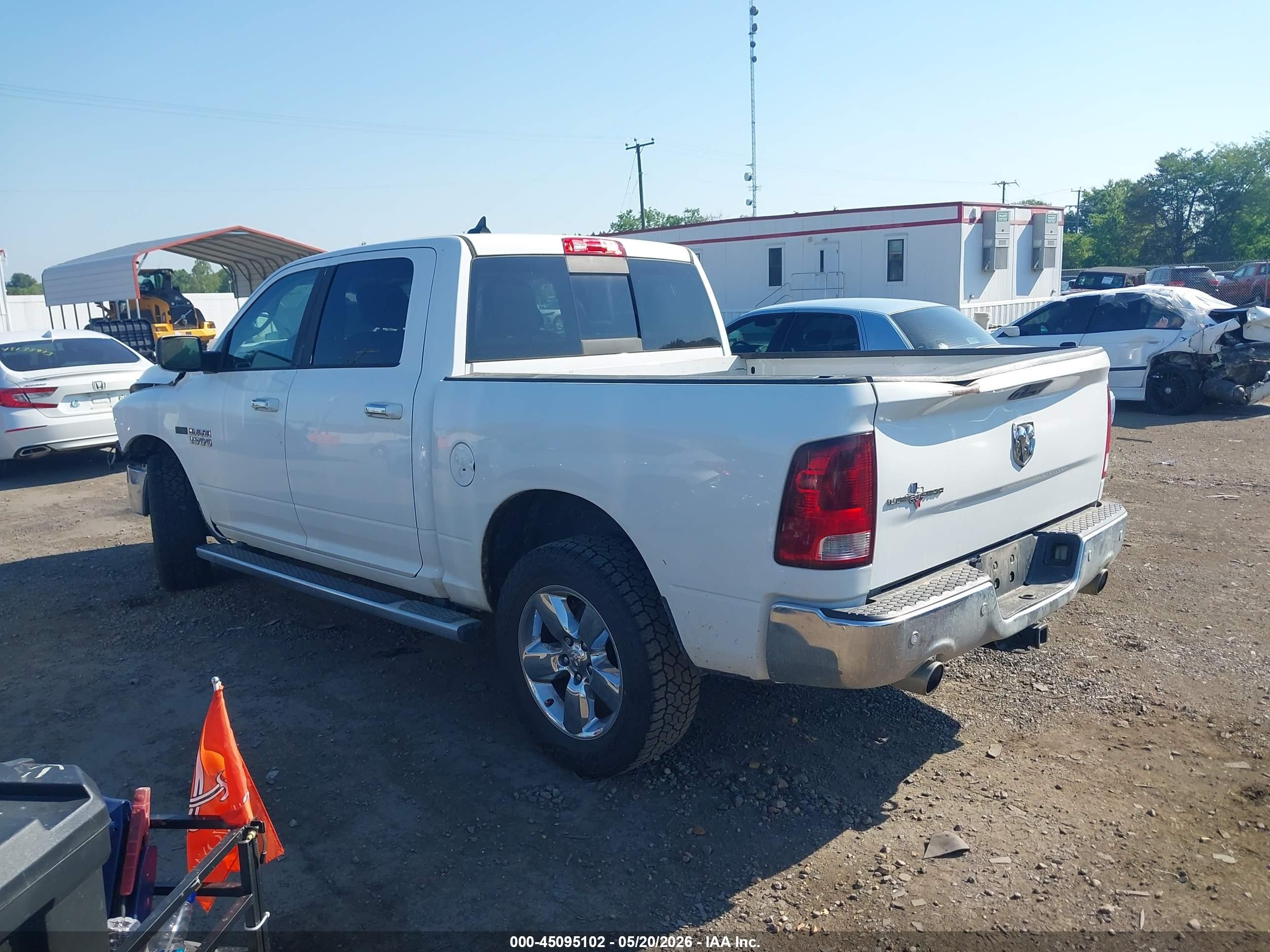 2015 Ram 1500 Lone Star White vin: 1C6RR6LM2FS629472