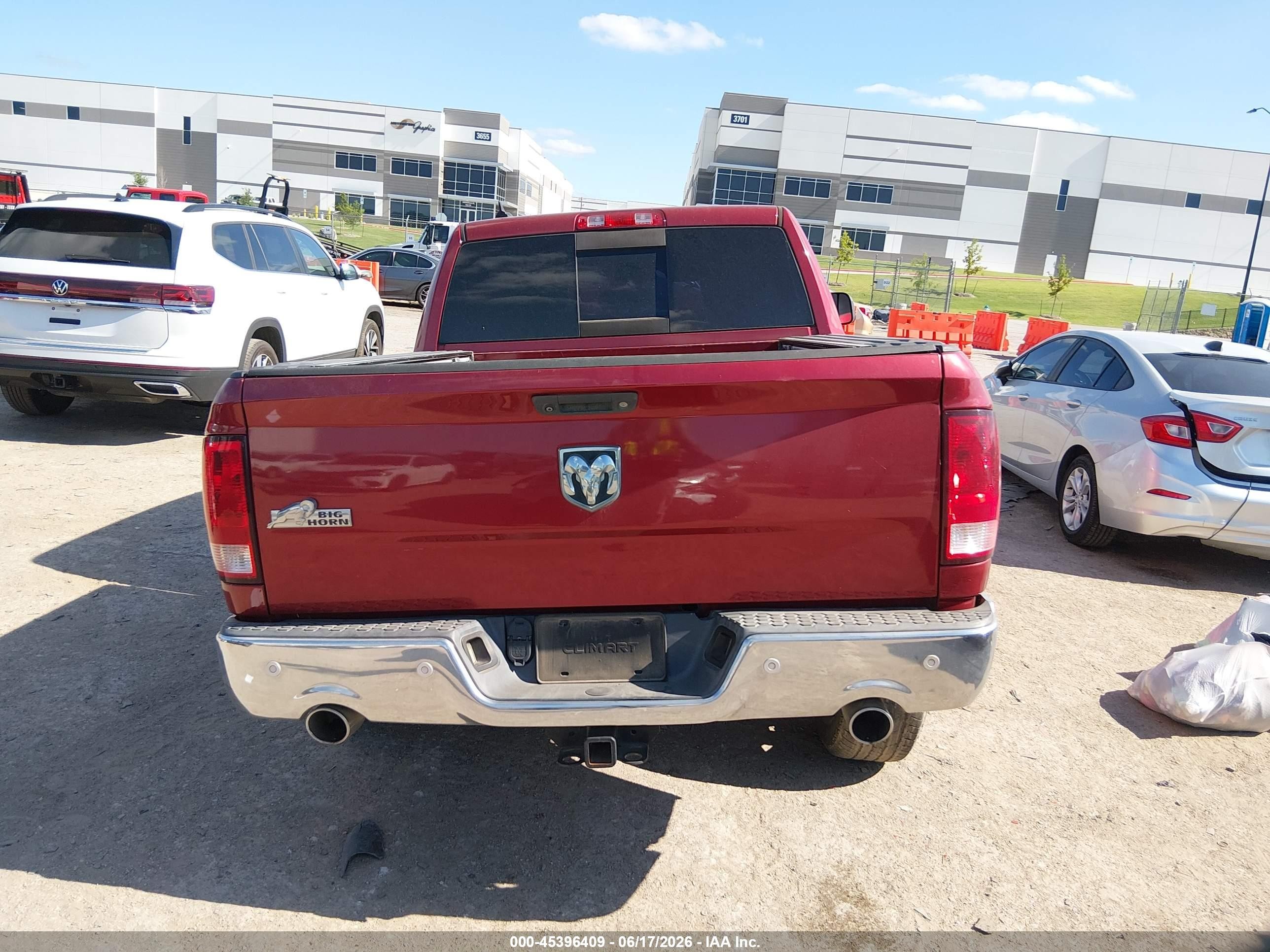 2015 Ram 1500 Big Horn Burgundy vin: 1C6RR6LM4FS686367