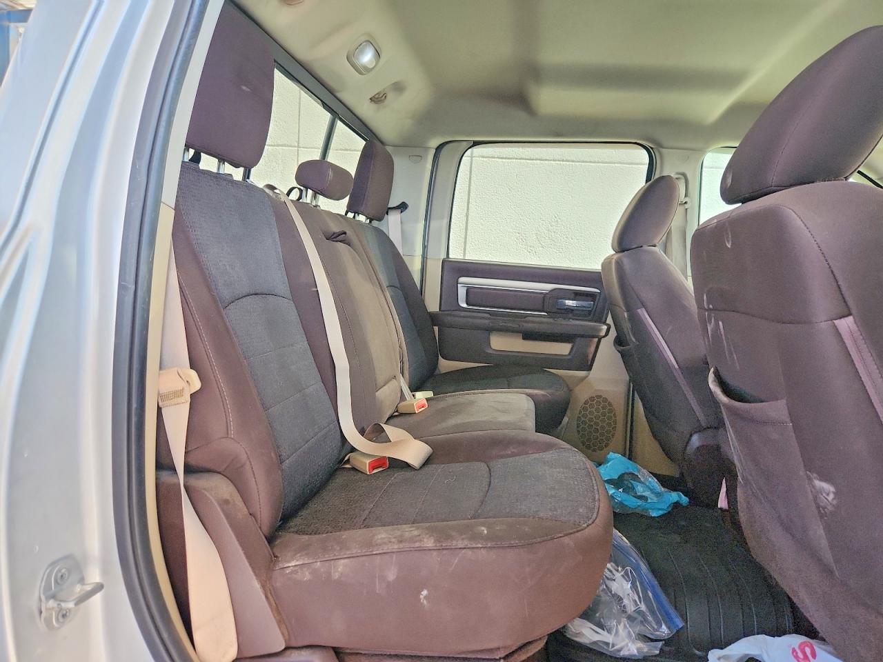 2014 Ram 1500 Slt Silver vin: 1C6RR6LM6ES268777