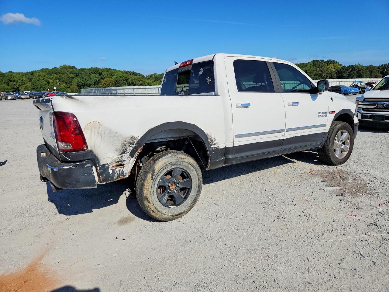 2015 Ram 1500 Slt White vin: 1C6RR6LM9FS580528