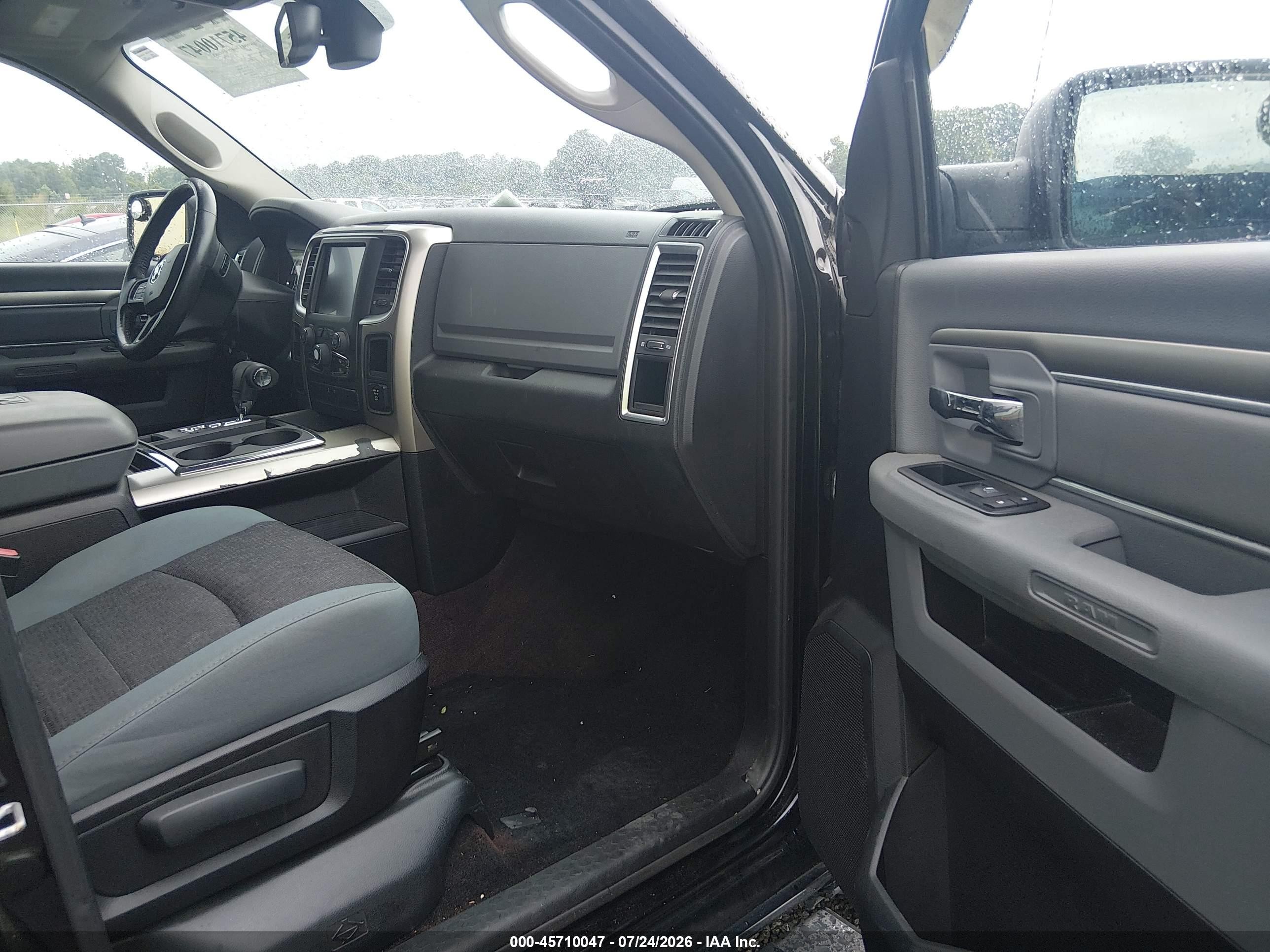 2013 Ram 1500   Black vin: 1C6RR6LT0DS576002